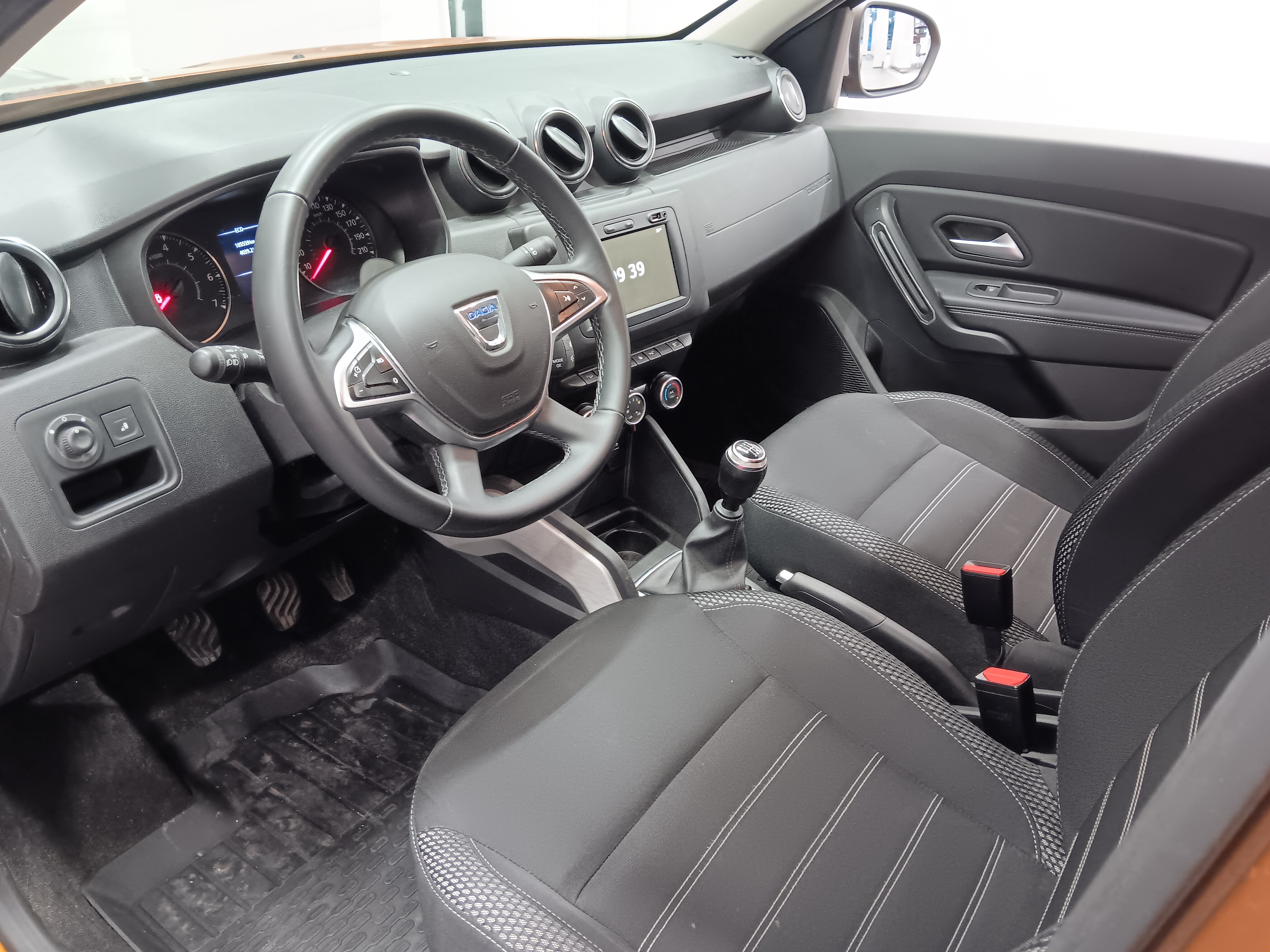 Dacia DUSTER TCE 150 4X4 PRESTIGE TAKUU 12KK/20TKM