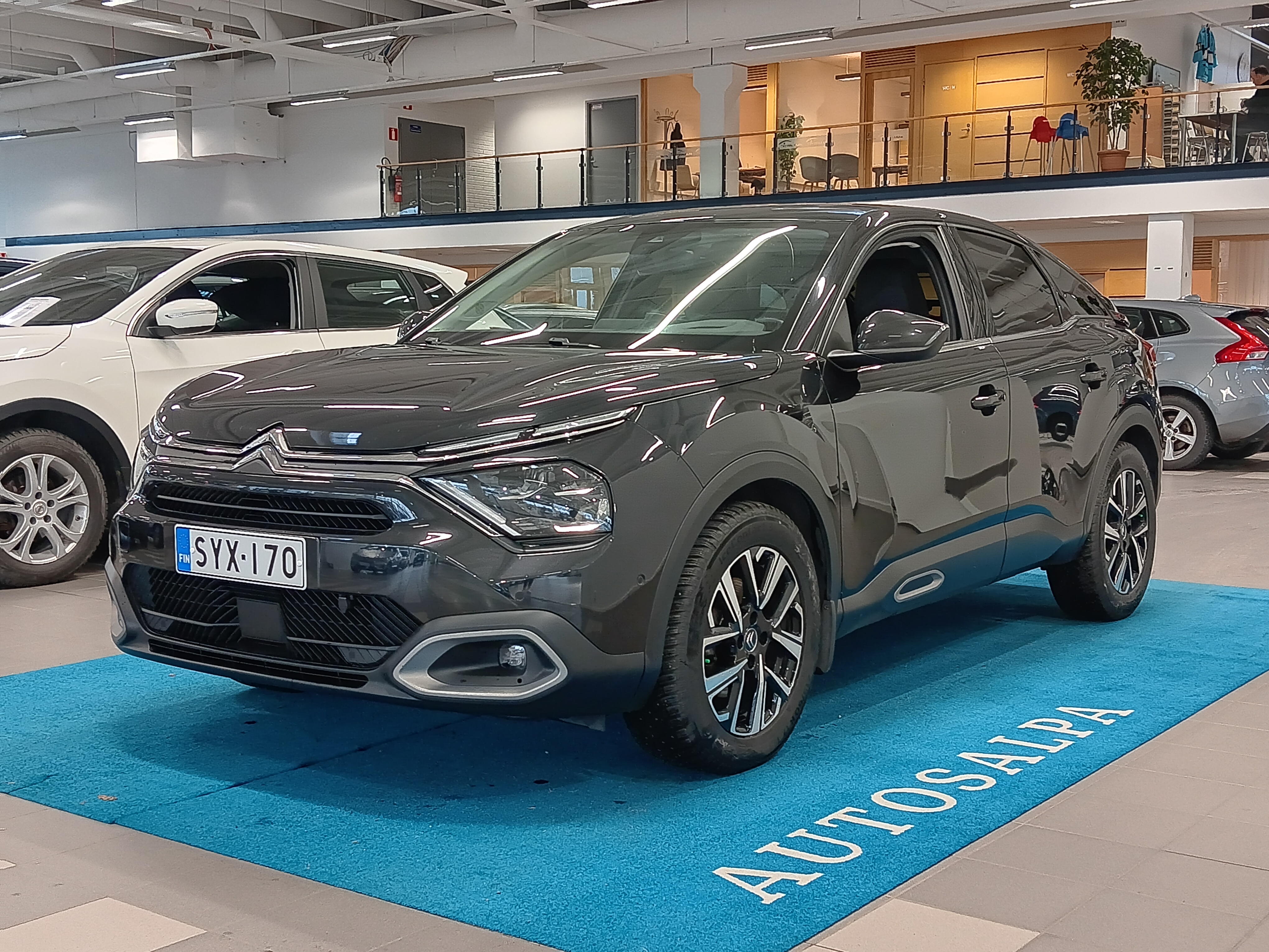 Citroen C4 PURETECH 130 SHINE EAT8 AUTOMAATTI