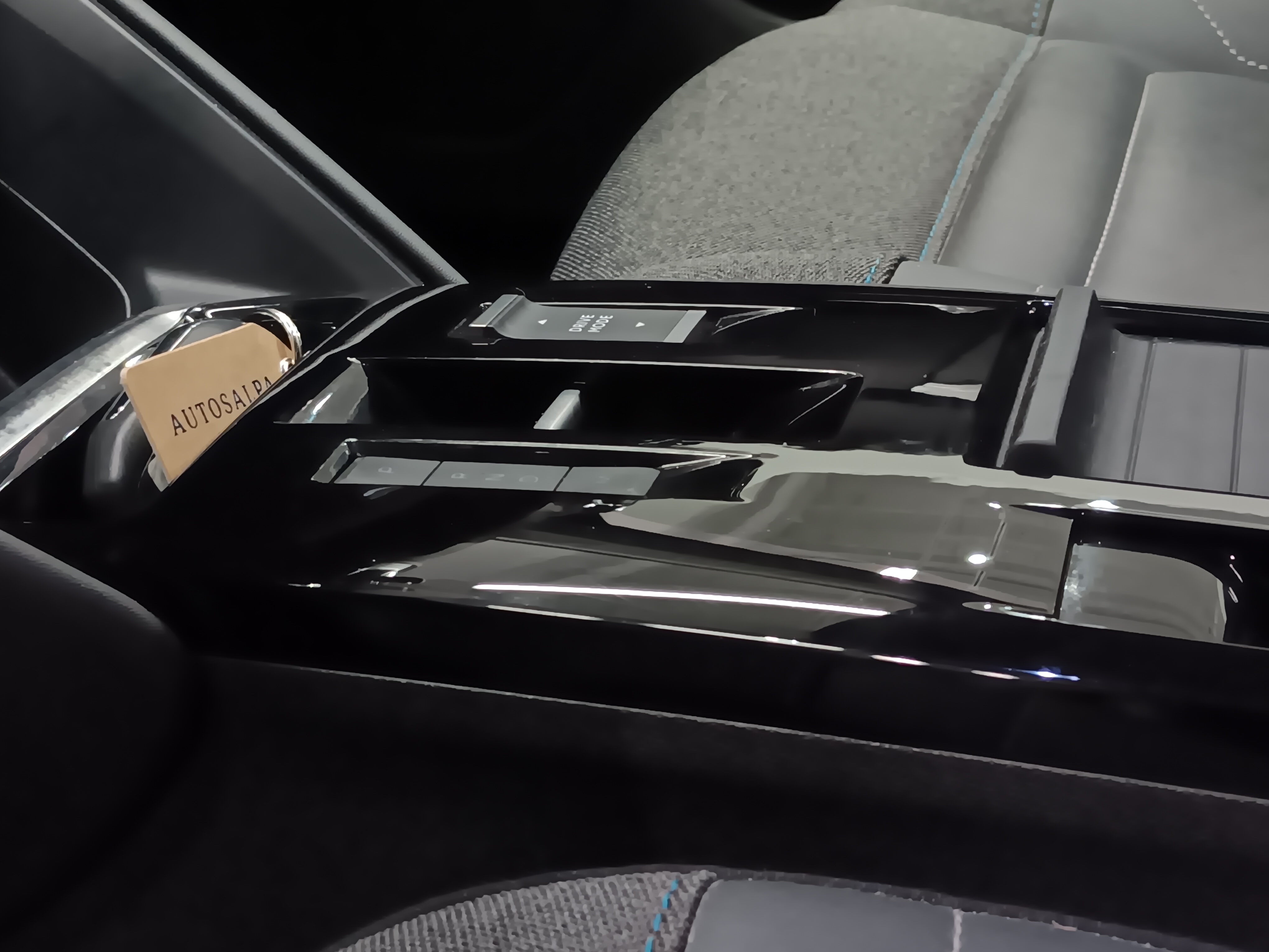 Citroen C4 PURETECH 130 SHINE EAT8 AUTOMAATTI