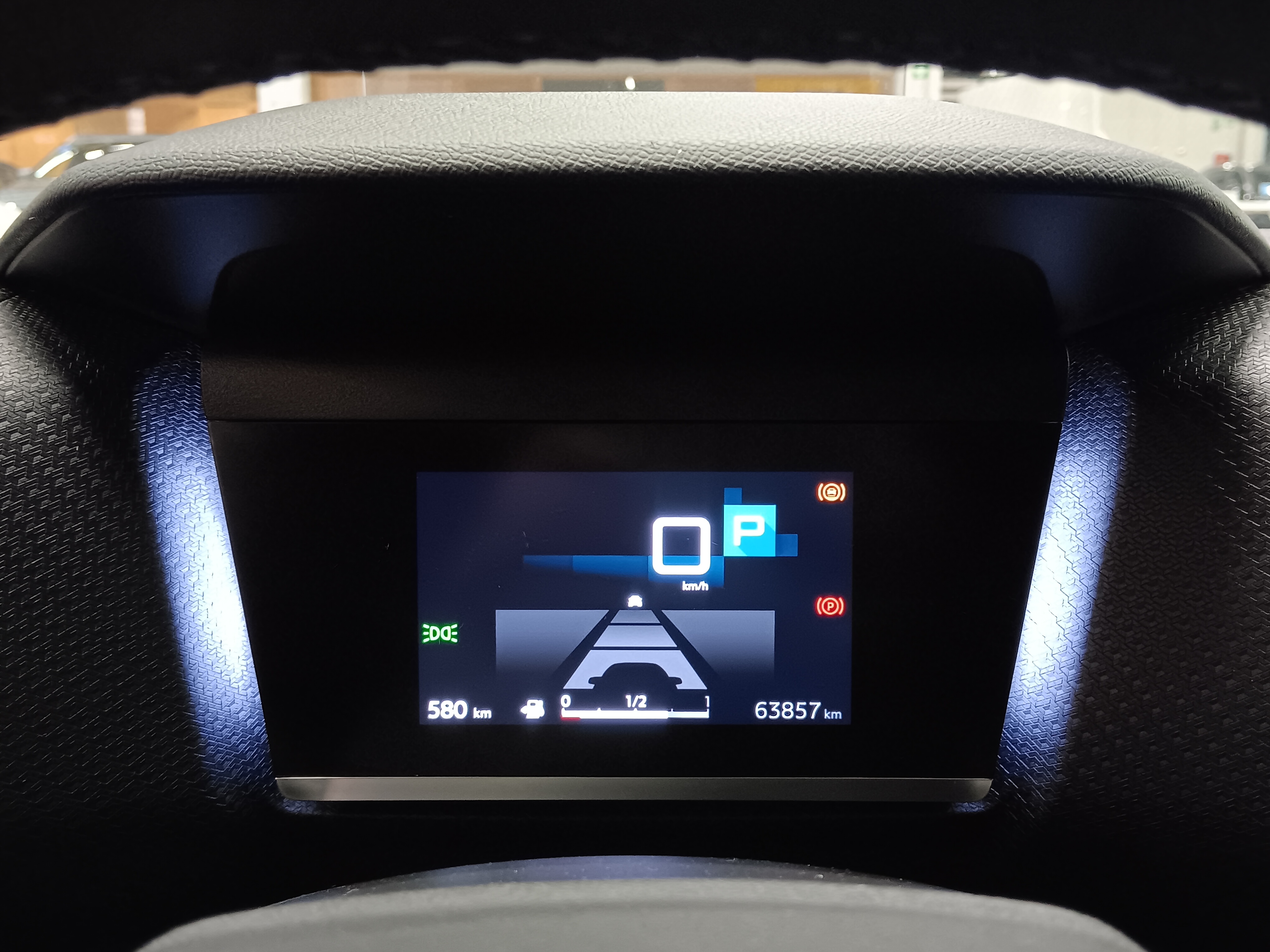 Citroen C4 PURETECH 130 SHINE EAT8 AUTOMAATTI