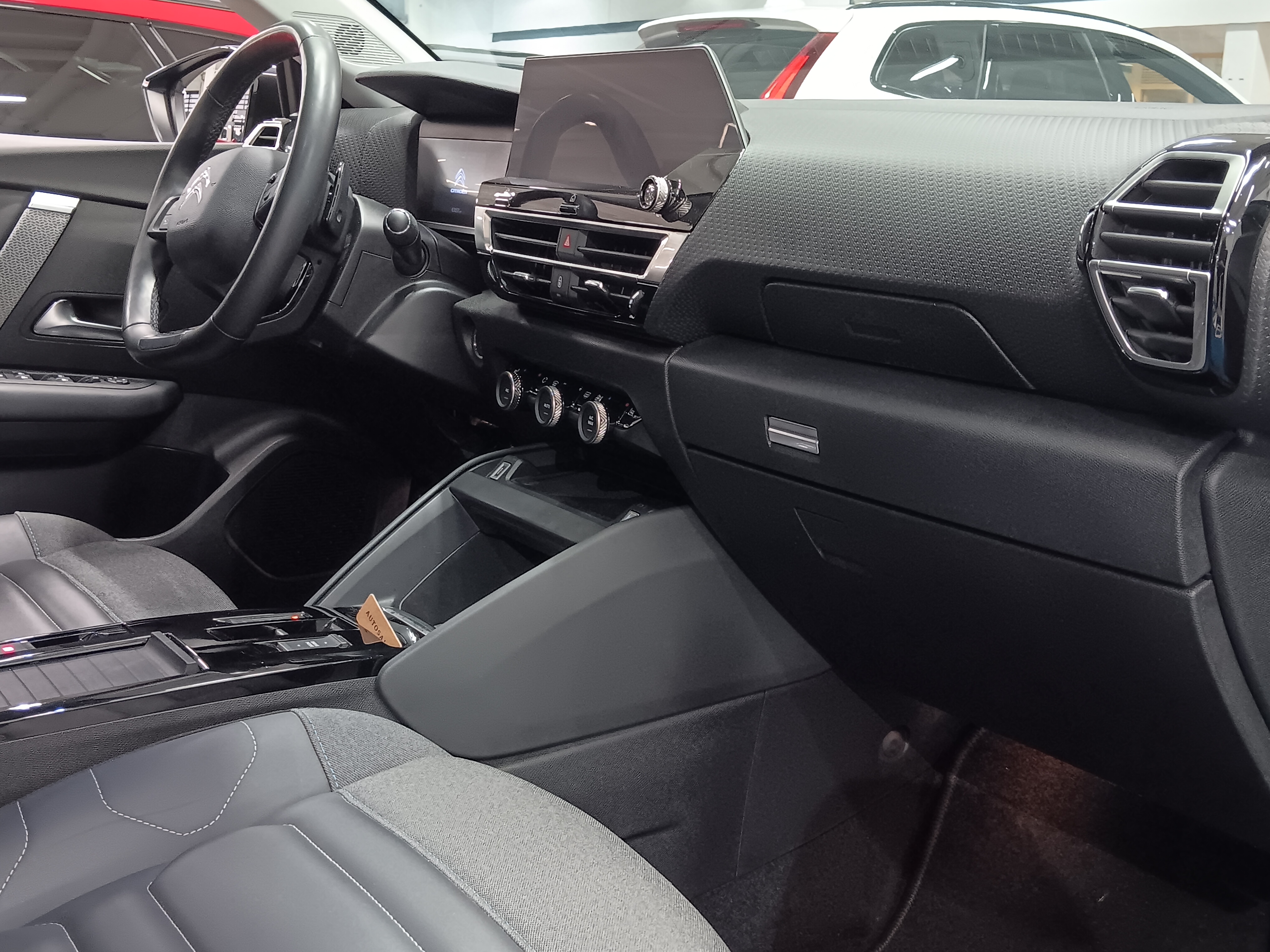 Citroen C4 PURETECH 130 SHINE EAT8 AUTOMAATTI