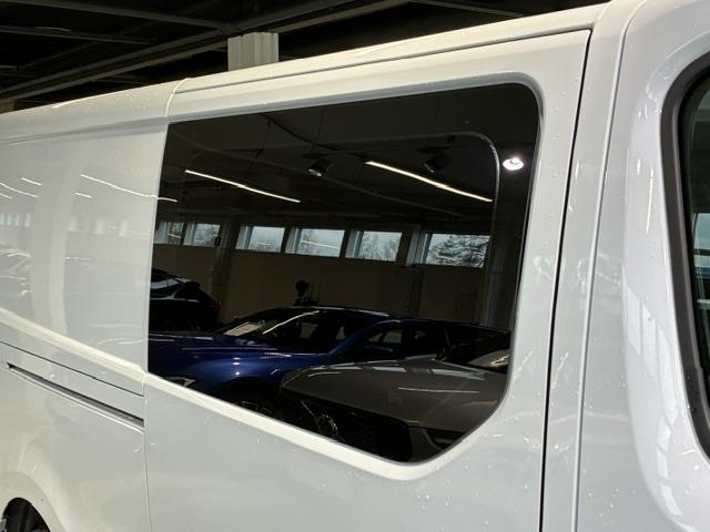 Nissan NV300 VAN 2,0 DCI 145 6 M/T L2H1 1.2T FWD WORKING STAR B