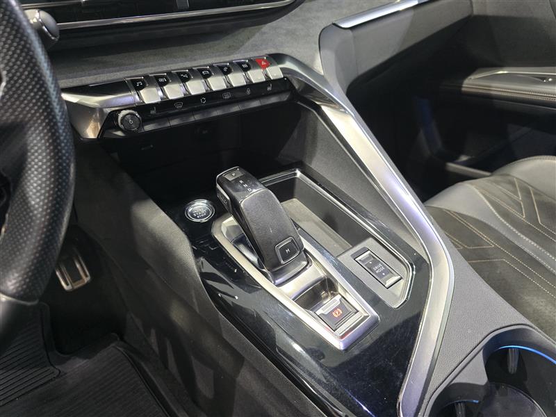 Peugeot 5008 GT BLUEHDI 130 EAT8-AUTOMAATTI