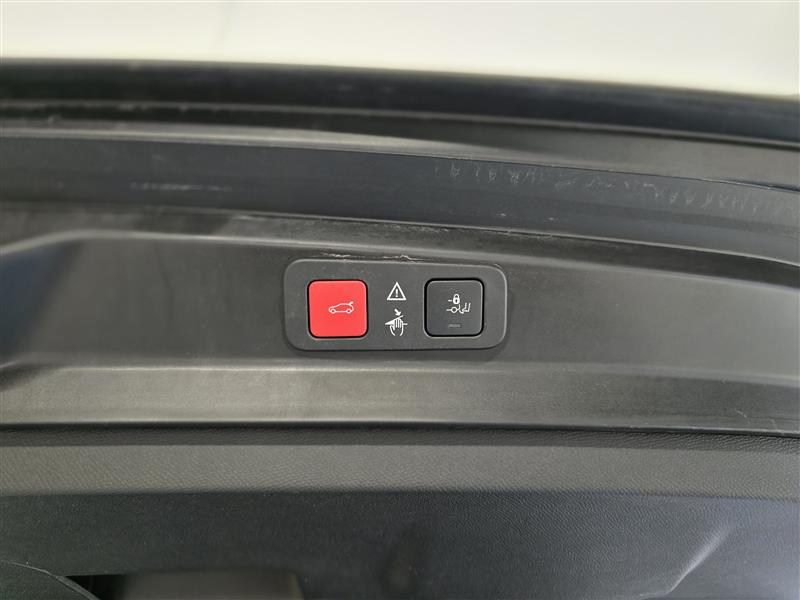 Peugeot 5008 GT BLUEHDI 130 EAT8-AUTOMAATTI