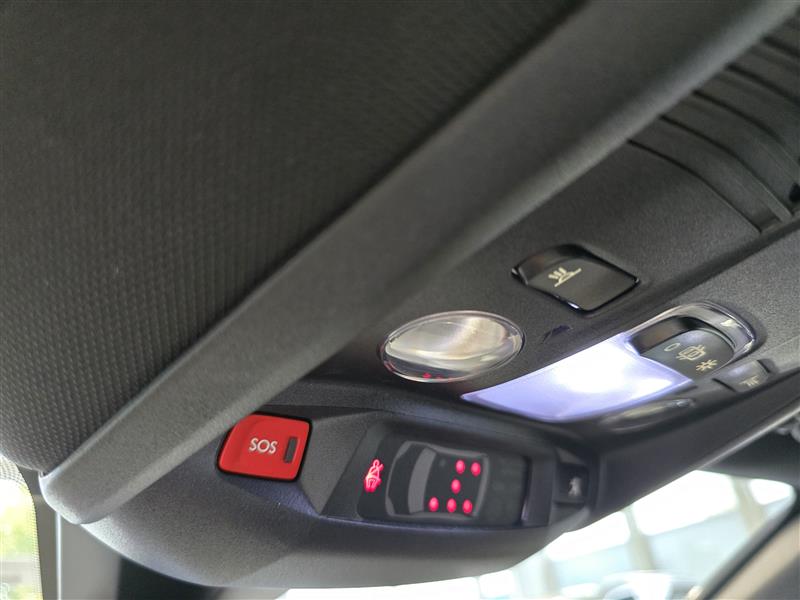 Peugeot 5008 GT BLUEHDI 130 EAT8-AUTOMAATTI