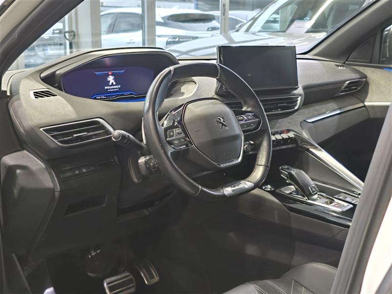 Peugeot 5008 GT BLUEHDI 130 EAT8-AUTOMAATTI