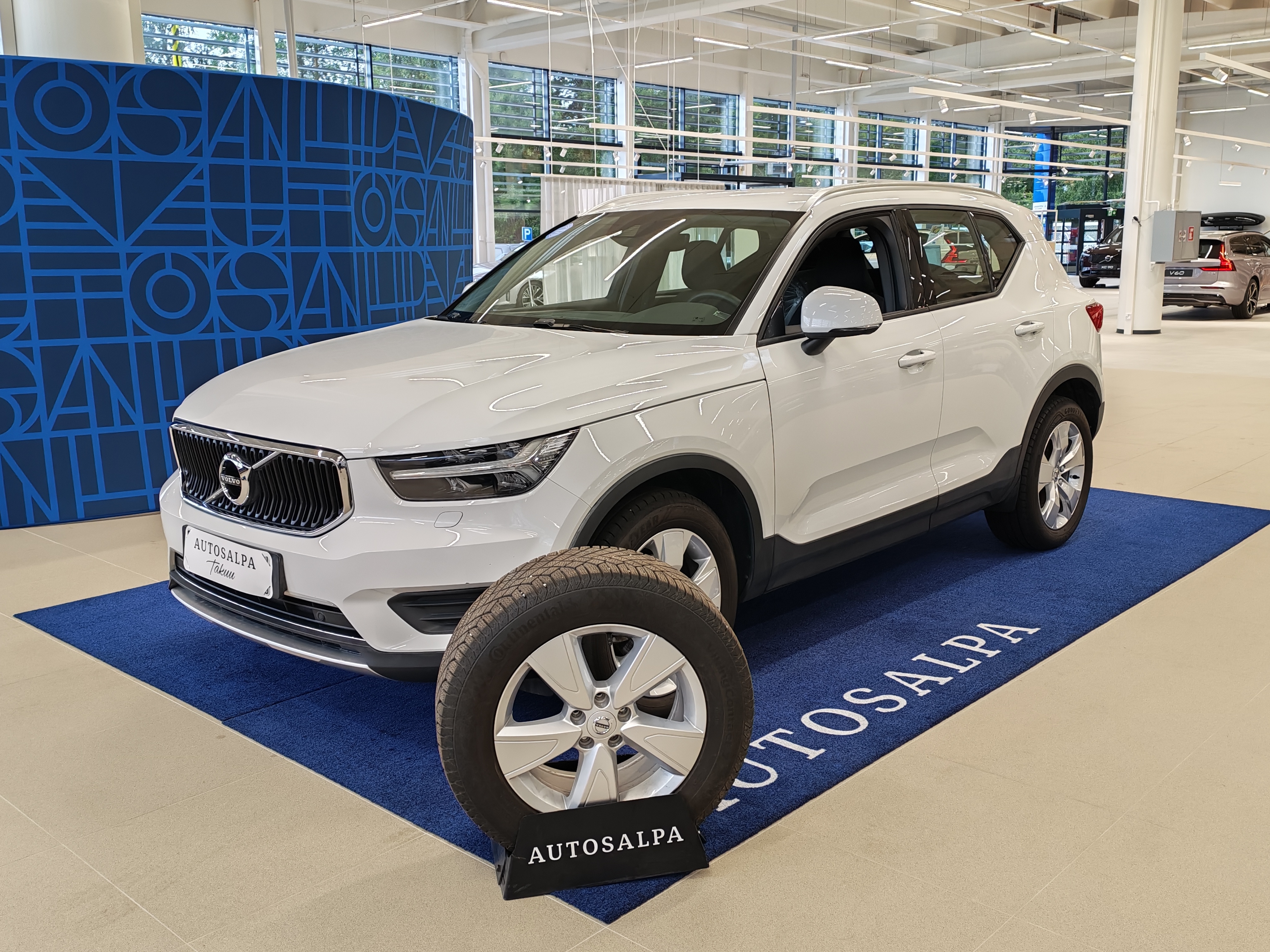 Volvo XC40 2022, kuva 2/18