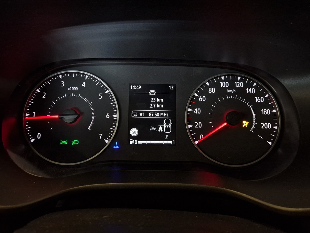 Dacia SANDERO TCE 90 ESSENTIAL