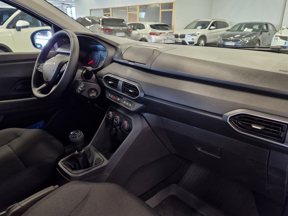 Dacia SANDERO TCE 90 ESSENTIAL