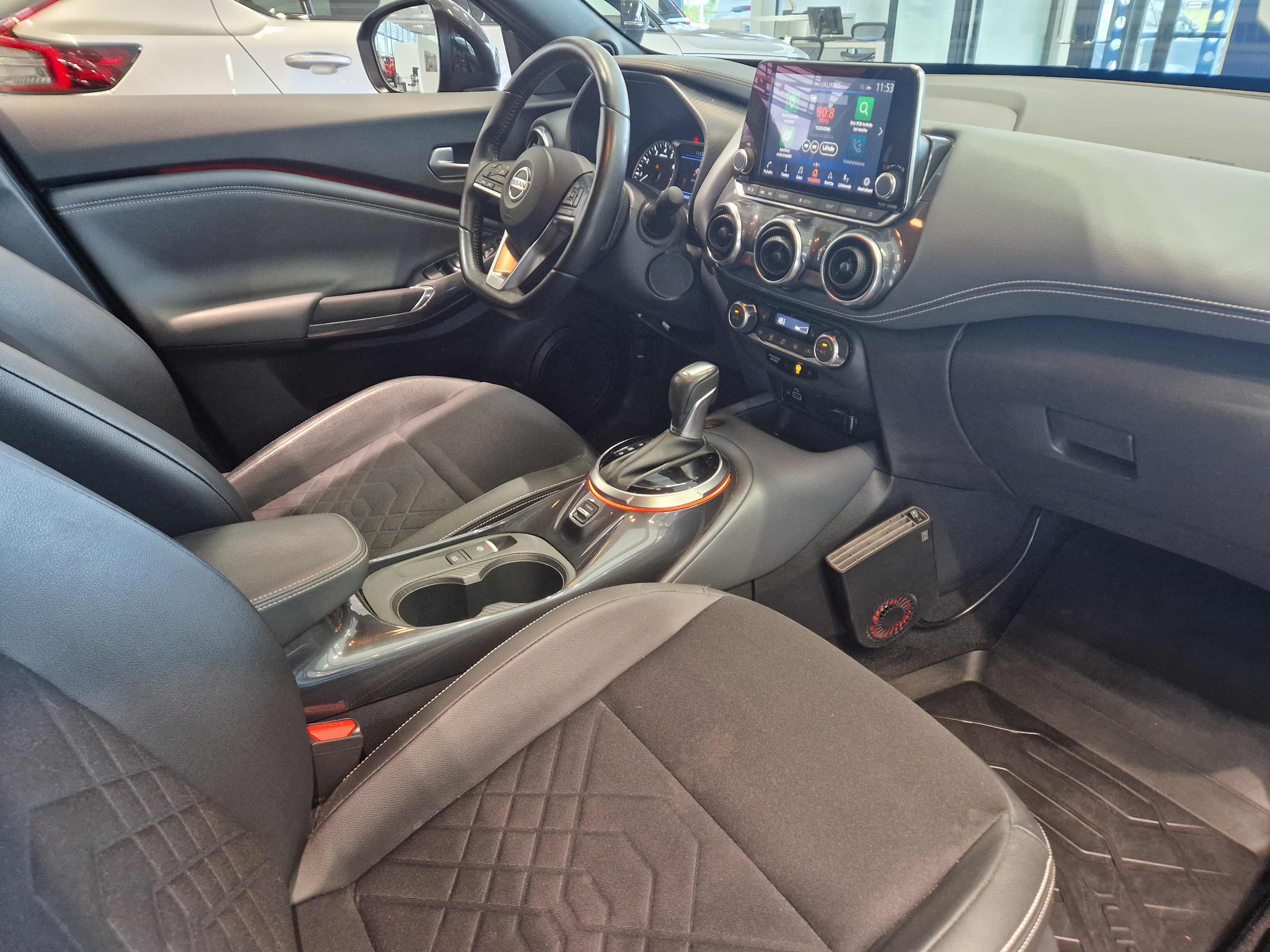 Nissan JUKE DIG-T 117HP 7DCT TEKNA 17\" + NAVI