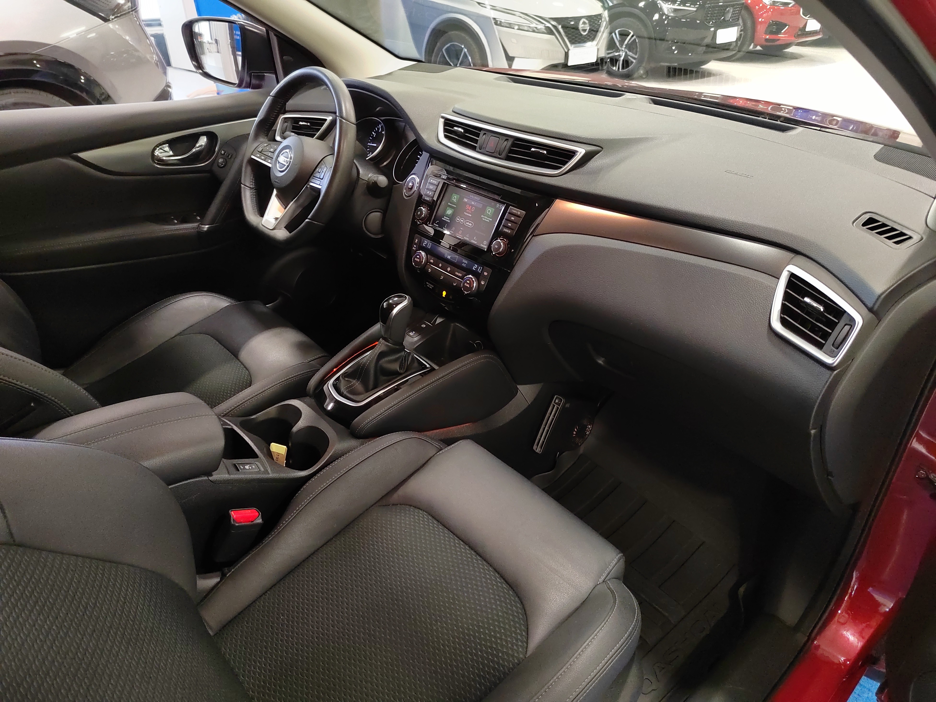 Nissan QASHQAI DIG-T 160 TEKNA 2WD DCT MY19 TAKUU 12KK/20TKM