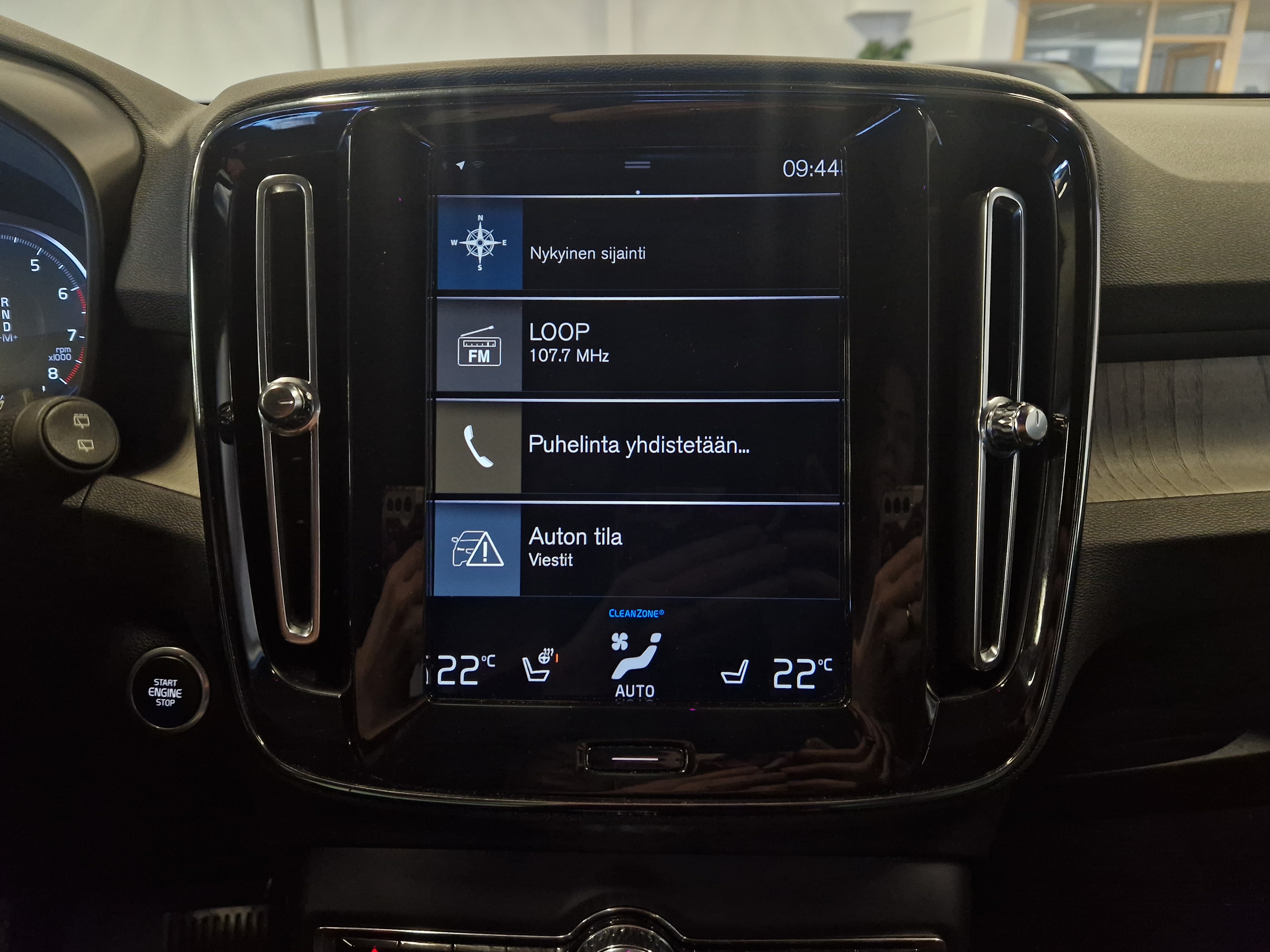 Volvo XC40 T4 AWD INSCRIPTION AUT TAKUU 24KK/40TKM