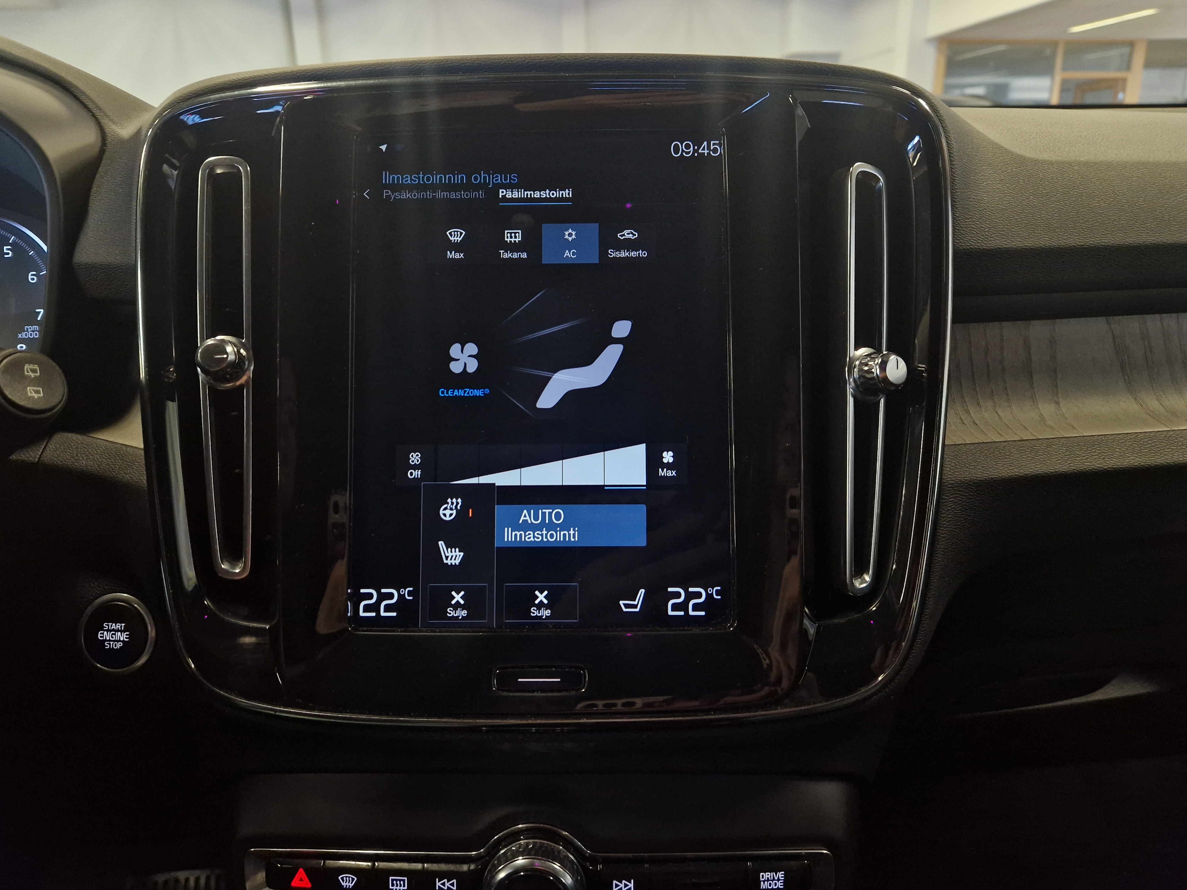 Volvo XC40 T4 AWD INSCRIPTION AUT TAKUU 24KK/40TKM