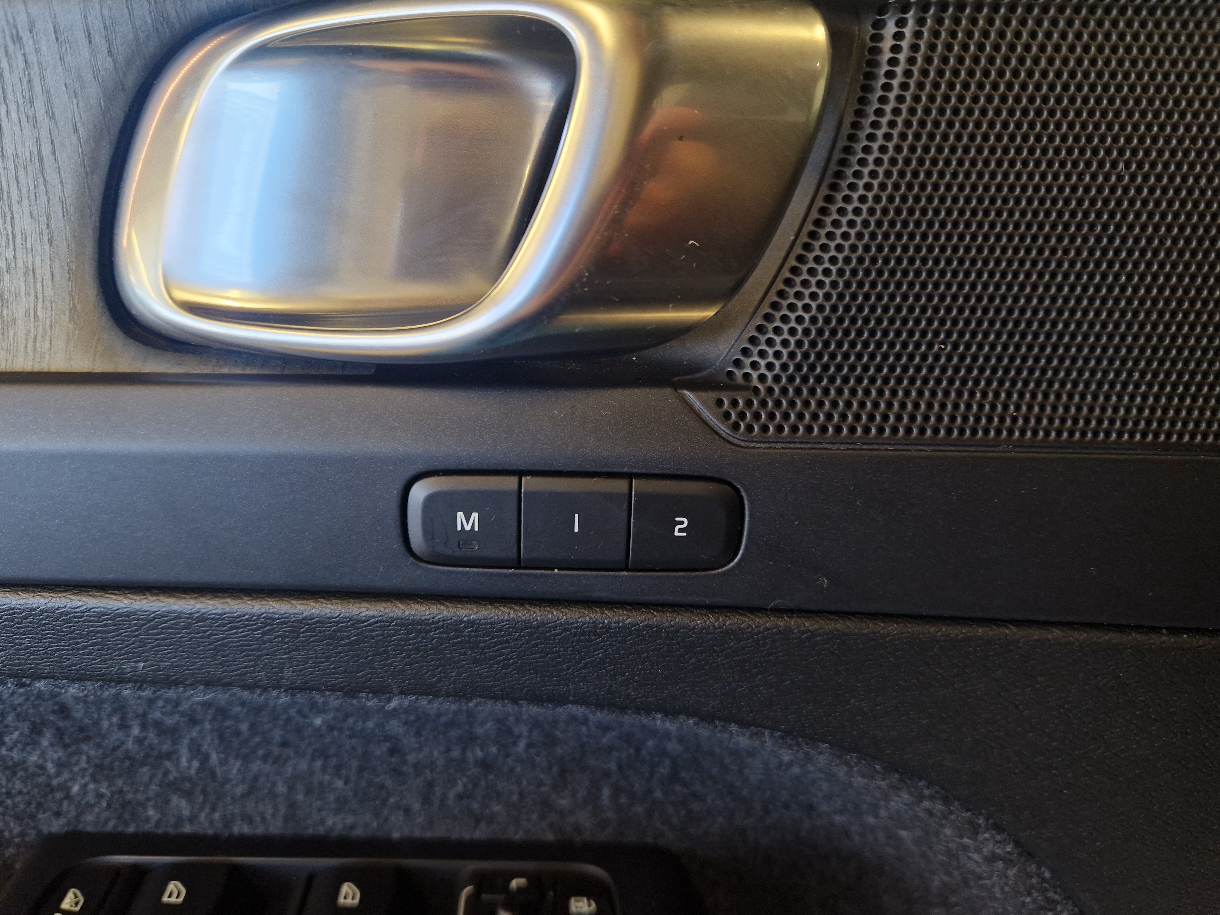 Volvo XC40 T4 AWD INSCRIPTION AUT TAKUU 24KK/40TKM