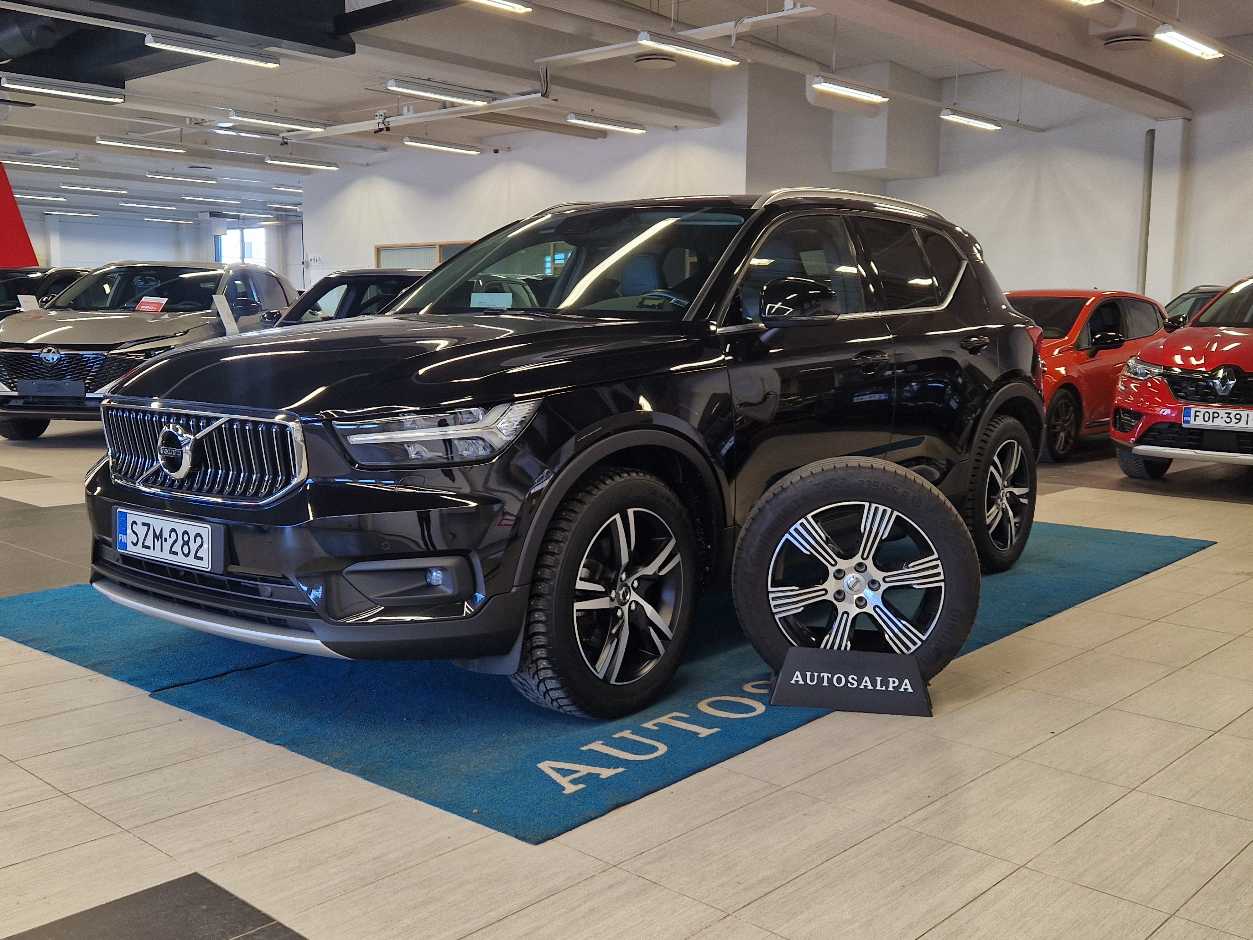 Volvo XC40 T4 AWD INSCRIPTION AUT TAKUU 24KK/40TKM