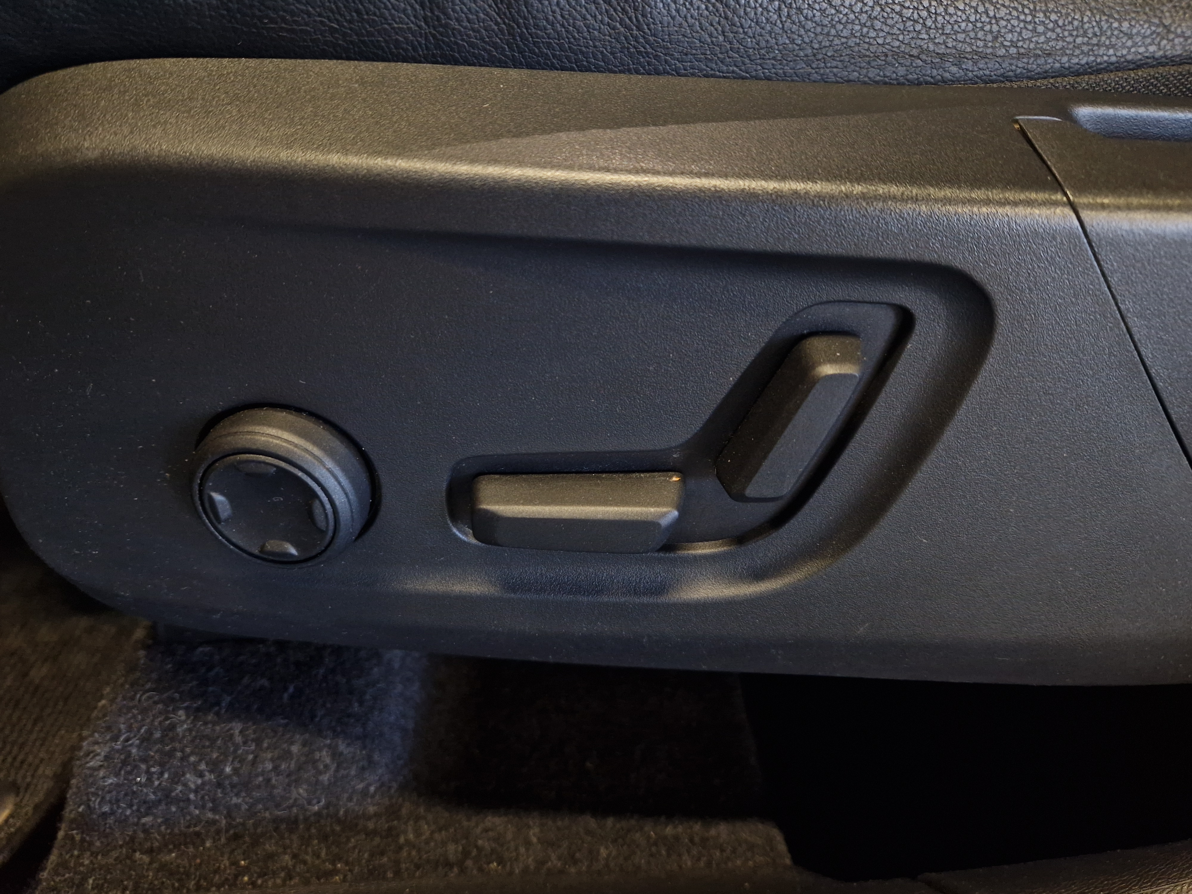 Volvo XC40 T4 AWD INSCRIPTION AUT TAKUU 24KK/40TKM