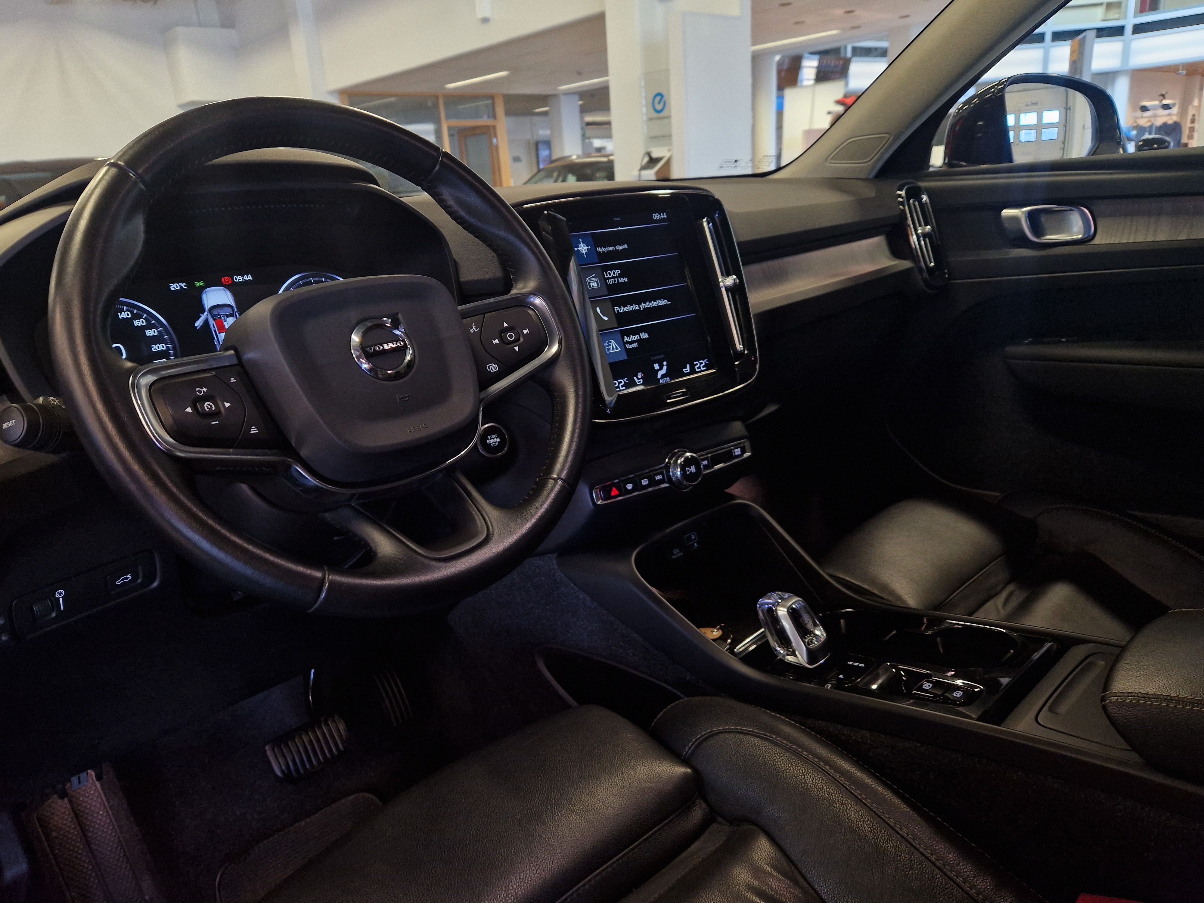 Volvo XC40 T4 AWD INSCRIPTION AUT TAKUU 24KK/40TKM