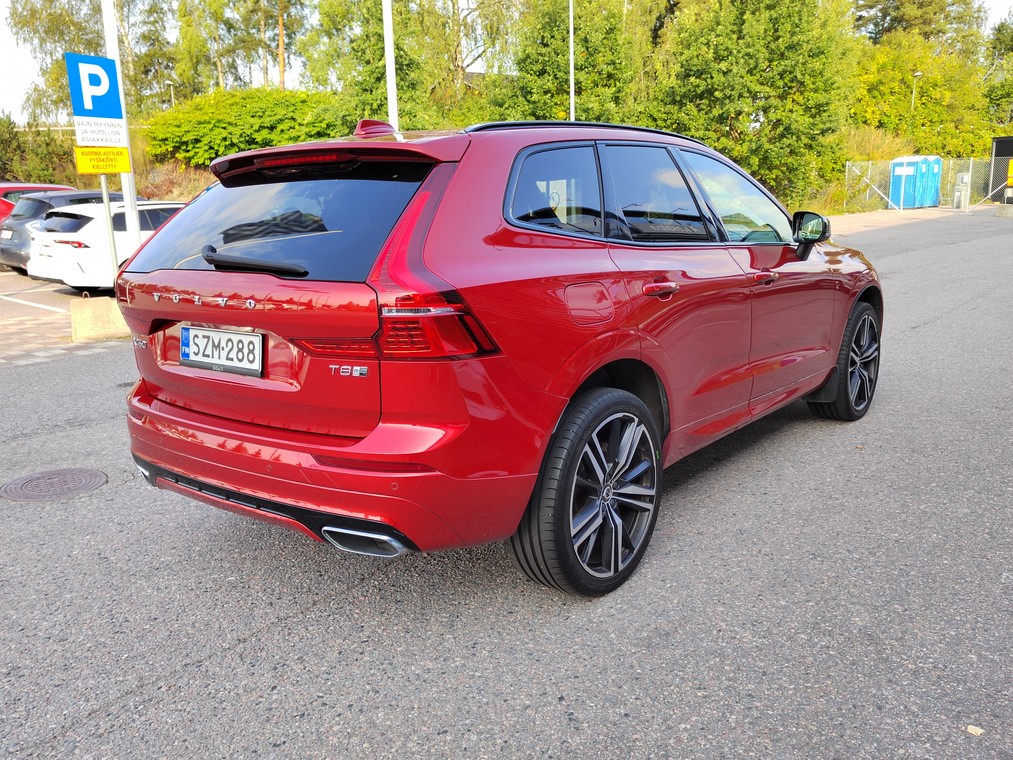 Volvo XC60 T8 TWE AWD R-DESIGN AUT TAKUU 12KK/20TKM