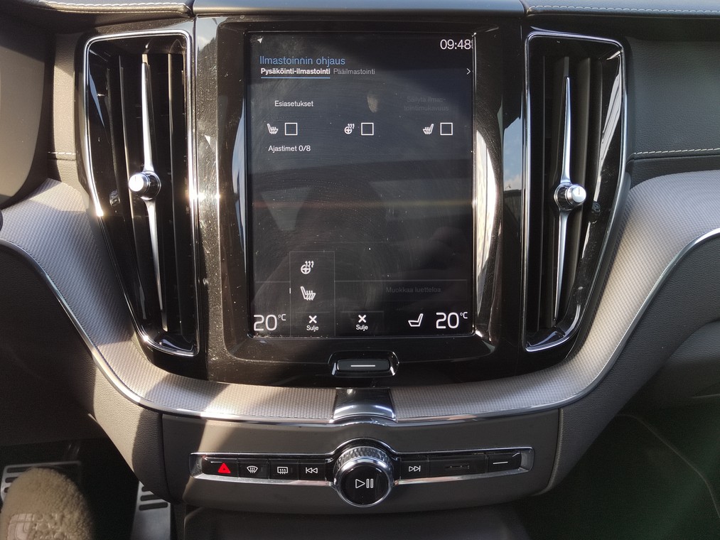 Volvo XC60 T8 TWE AWD R-DESIGN AUT TAKUU 12KK/20TKM