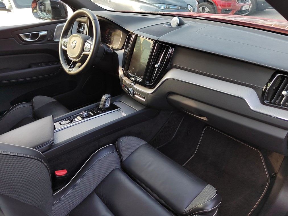 Volvo XC60 T8 TWE AWD R-DESIGN AUT TAKUU 12KK/20TKM