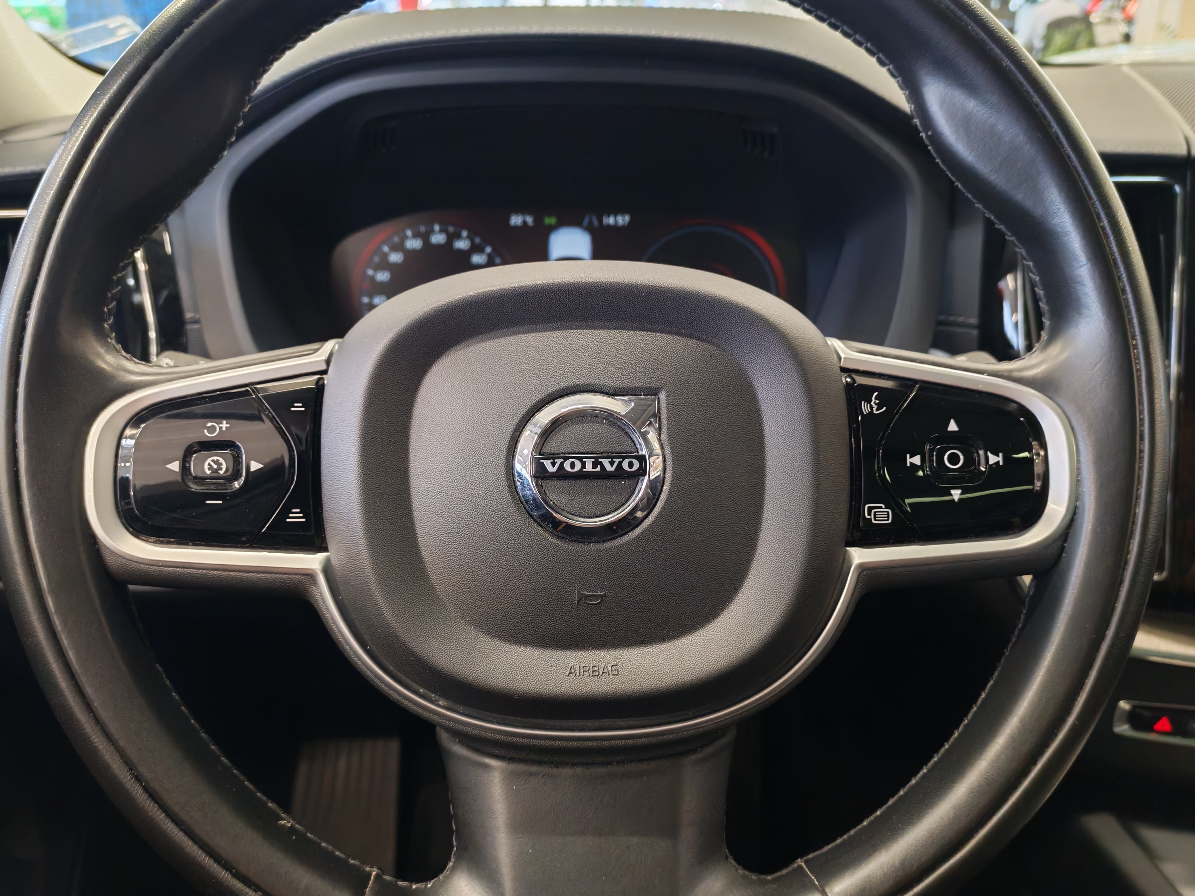 Volvo XC60 T8 TwE AWD Inscription aut 2020, kuva 7/24