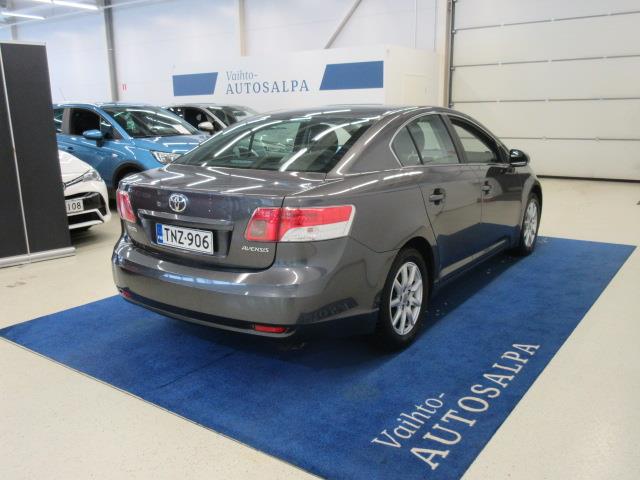 Toyota AVENSIS 1,8 VALVEMATIC SOL EDITION