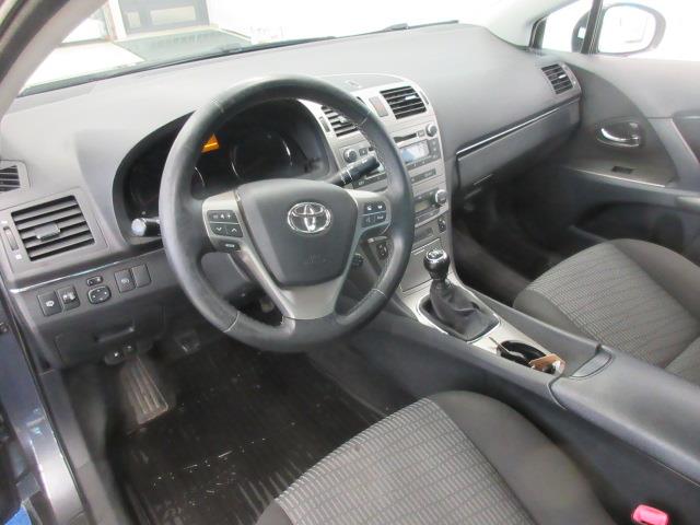 Toyota AVENSIS 1,8 VALVEMATIC SOL EDITION