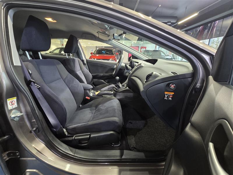 Honda CIVIC 5D 1,8I COMFORT