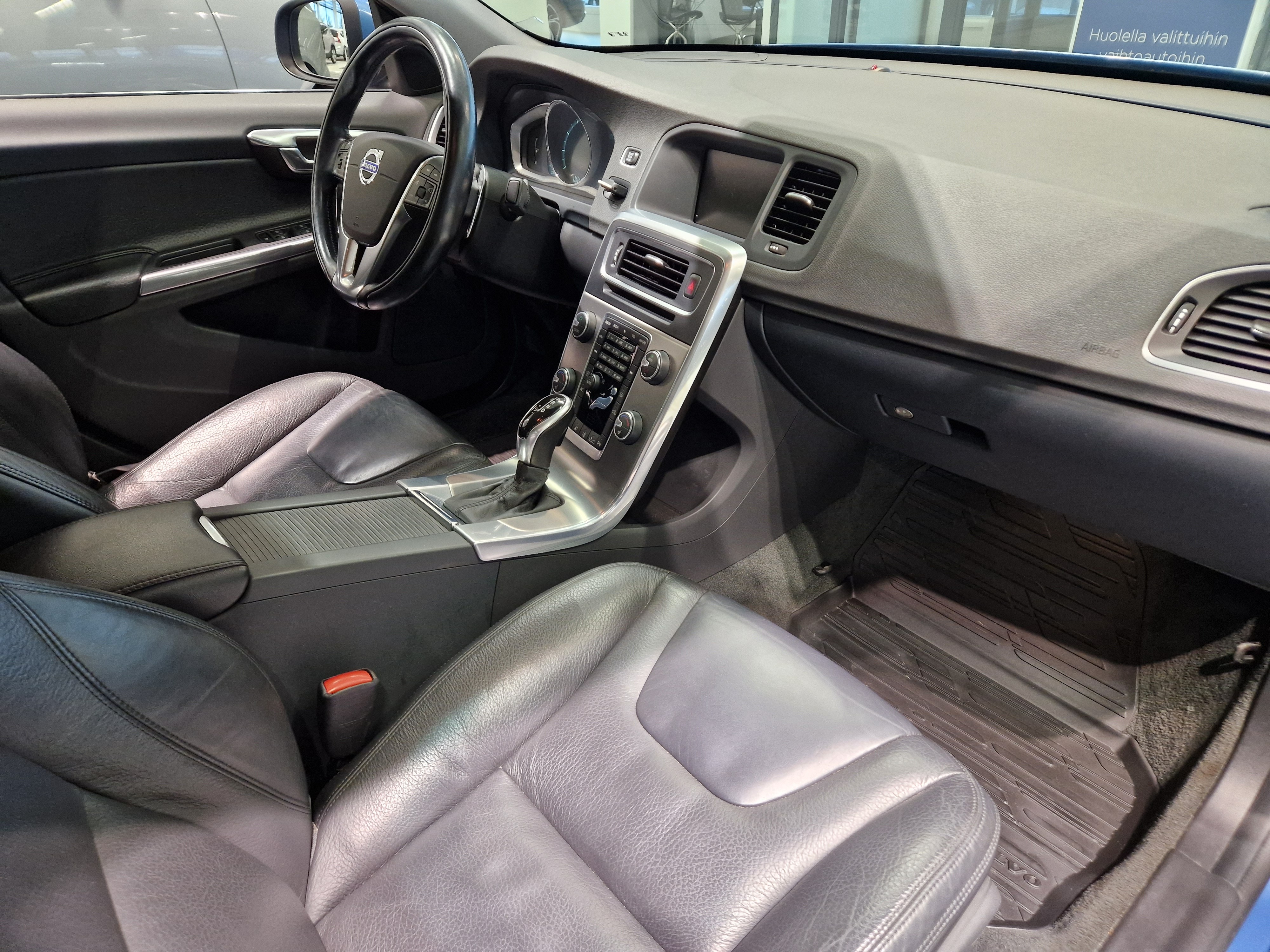 Volvo S60 T3 SUMMUM AUT