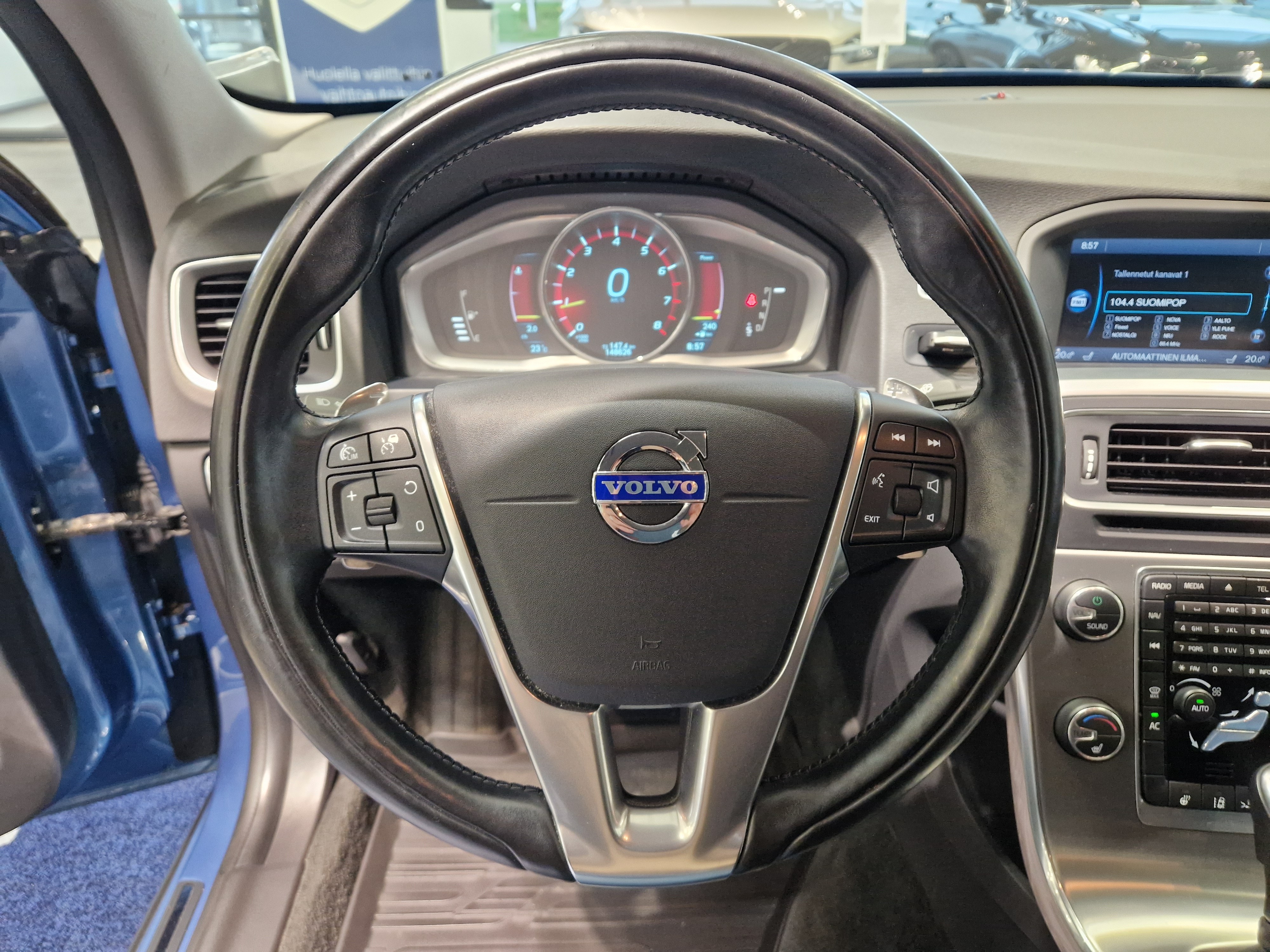 Volvo S60 T3 Summum aut 2014, kuva 6/17