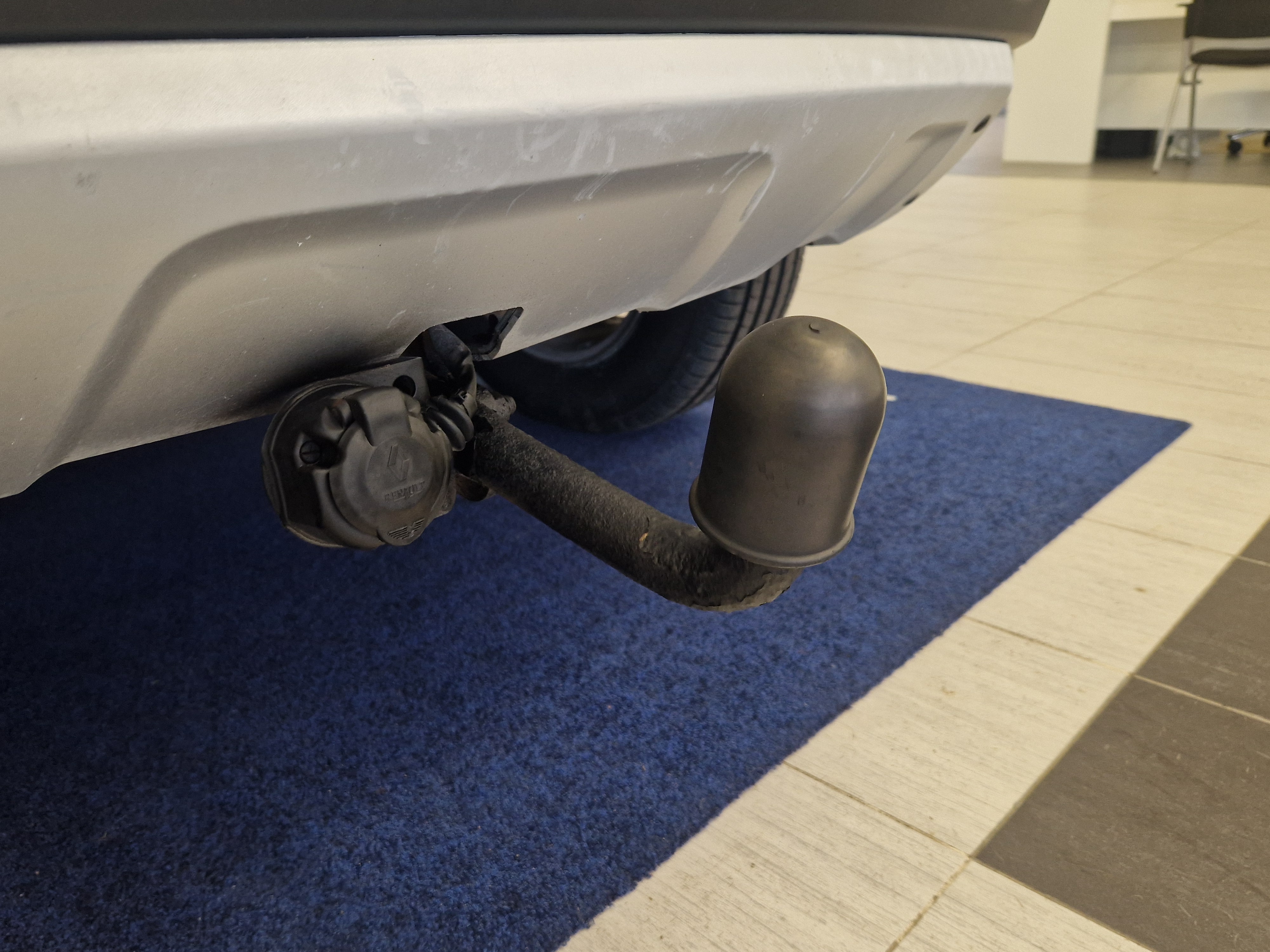Dacia Duster dCi 110 4x4 Laureate 2014, bild 4/12