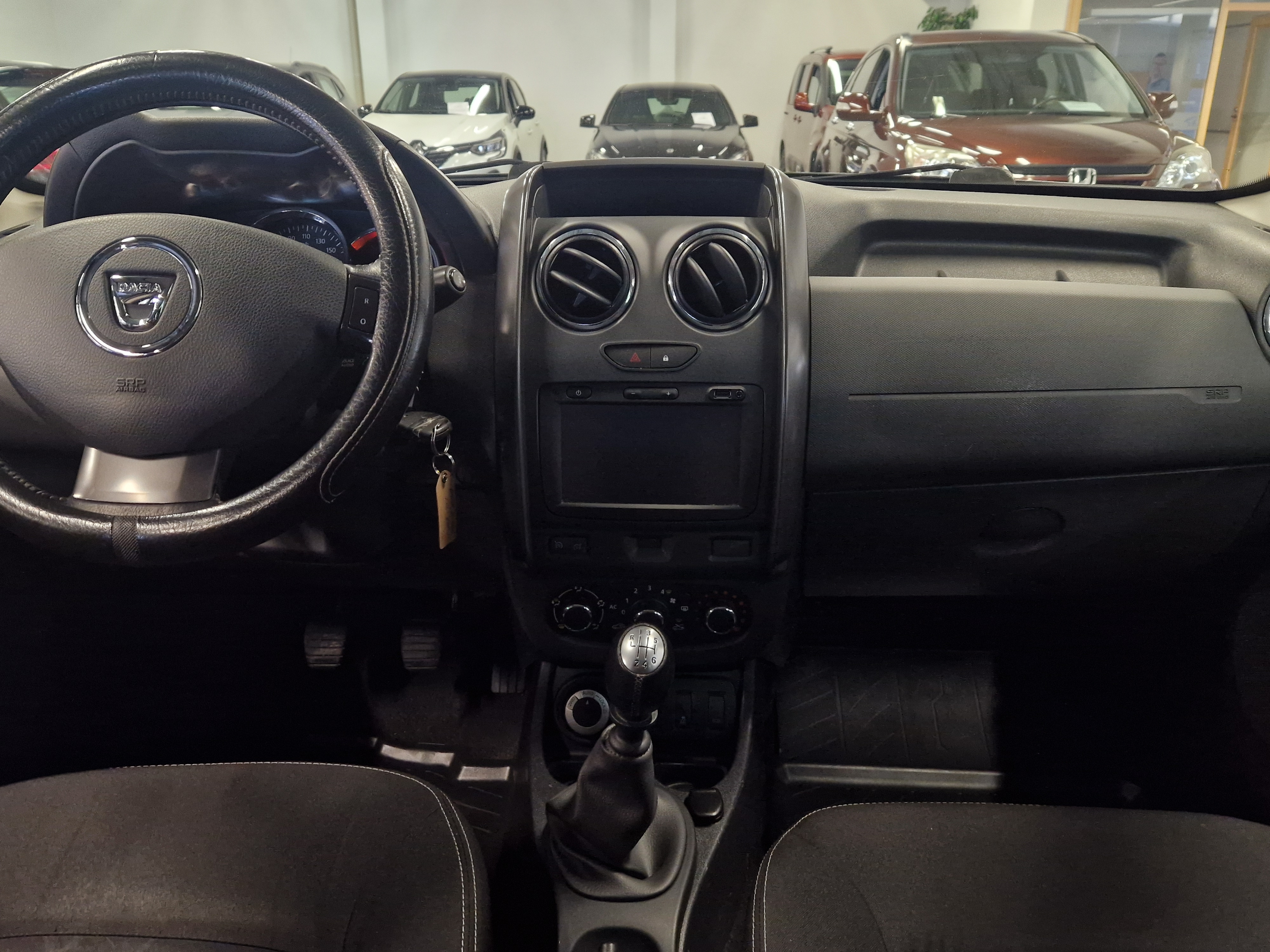 Dacia Duster dCi 110 4x4 Laureate 2014, bild 7/12