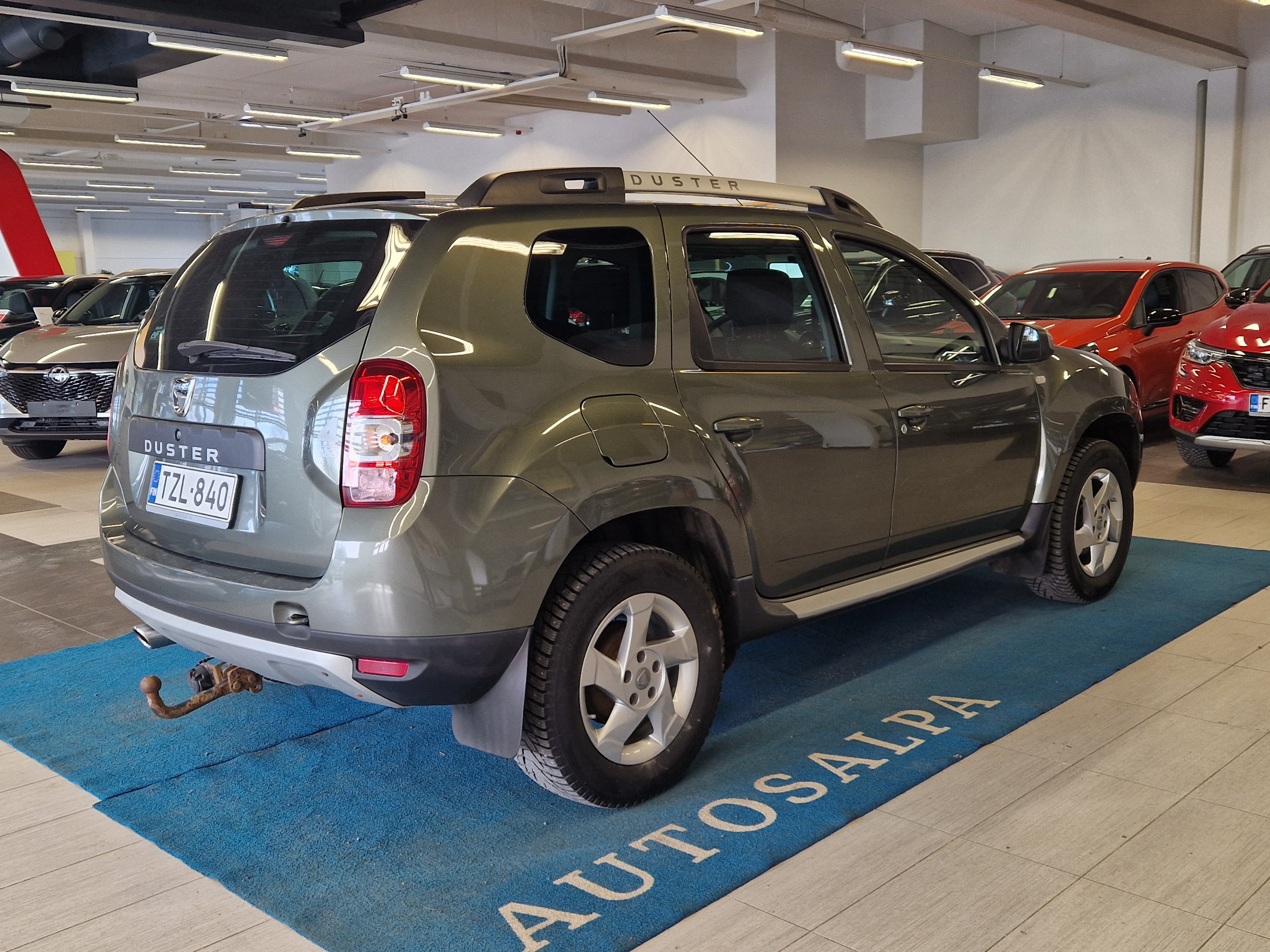 Dacia DUSTER DCI 110 4X4 LAUREATE