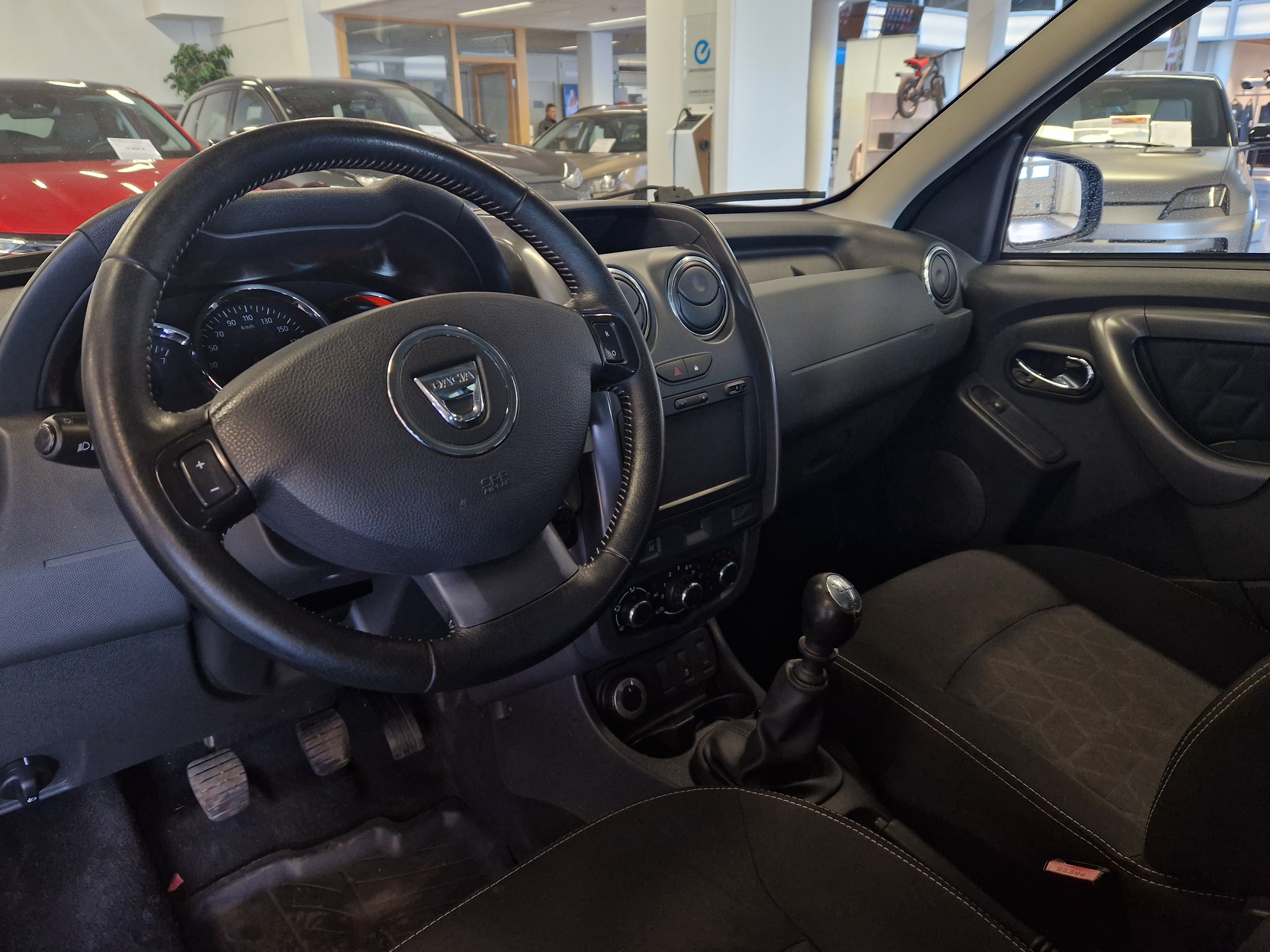 Dacia DUSTER DCI 110 4X4 LAUREATE