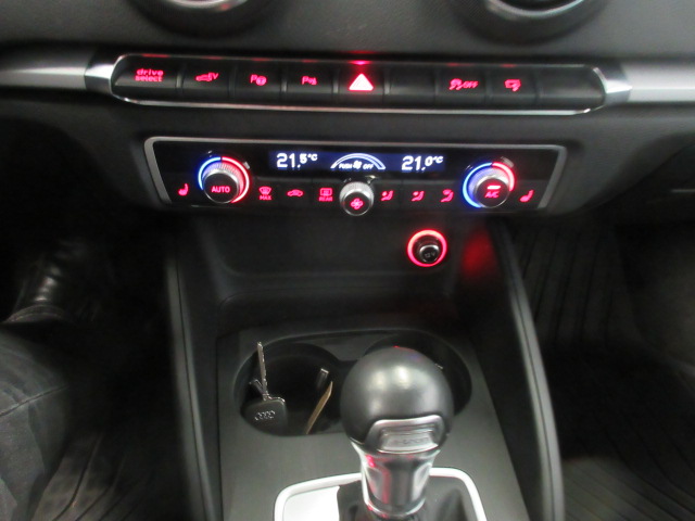 Audi A3 SPORTBACK BUSINESS SPORT 1,4 TFSI E-TRON S TRONIC