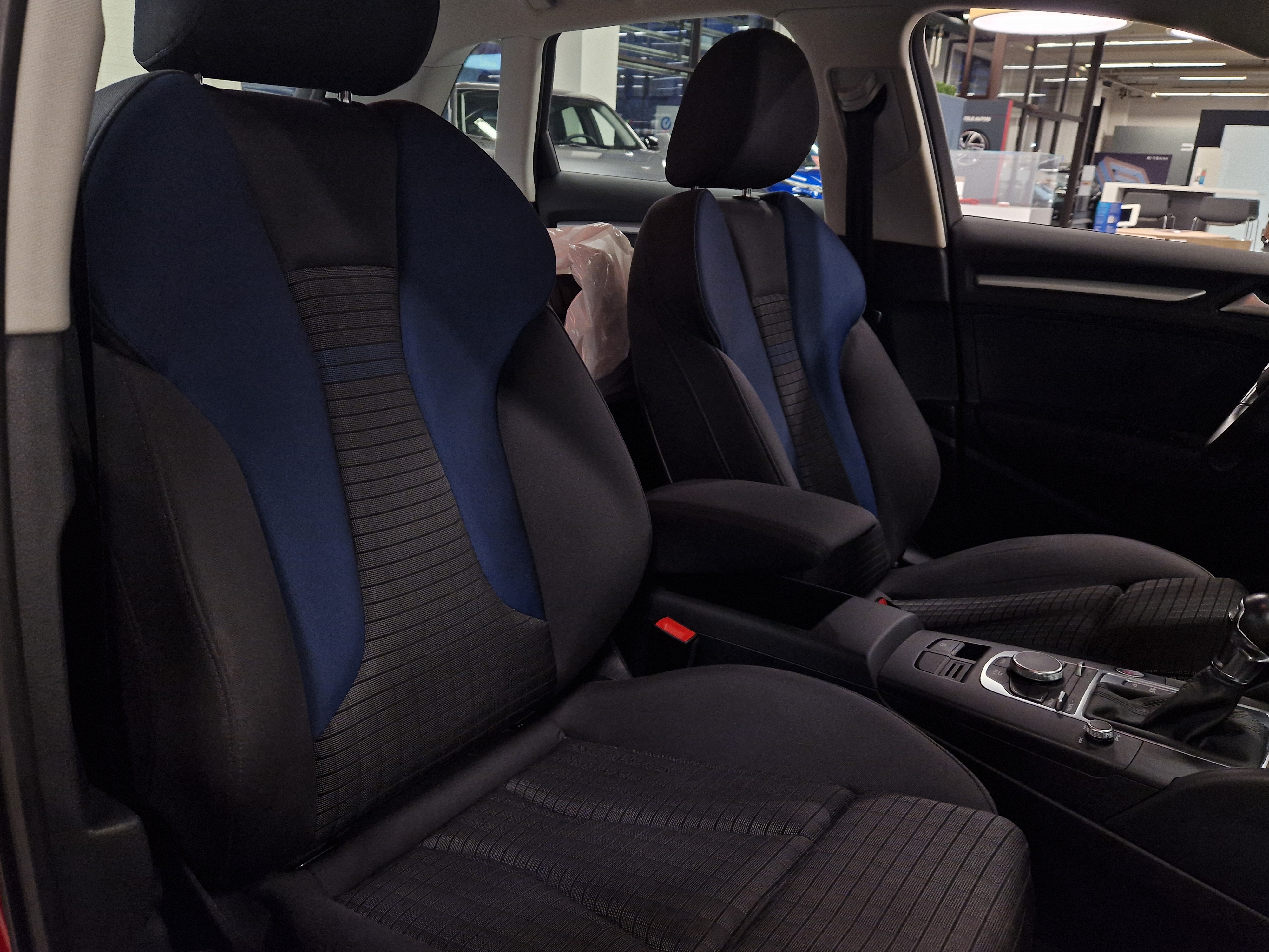 Audi A3 SPORTBACK BUSINESS SPORT 1,4 TFSI E-TRON S TRONIC