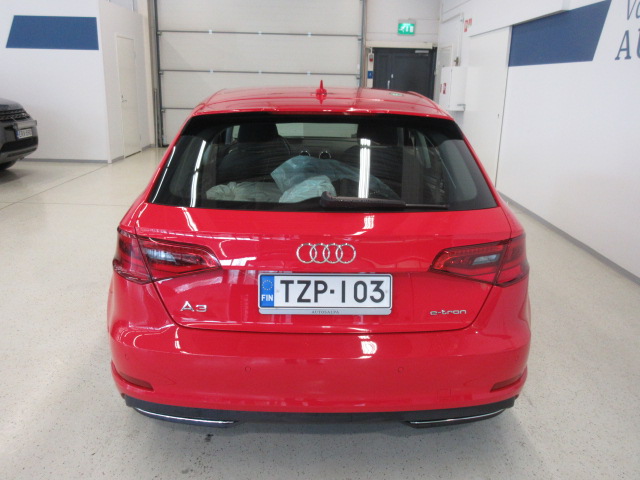 Audi A3 SPORTBACK BUSINESS SPORT 1,4 TFSI E-TRON S TRONIC