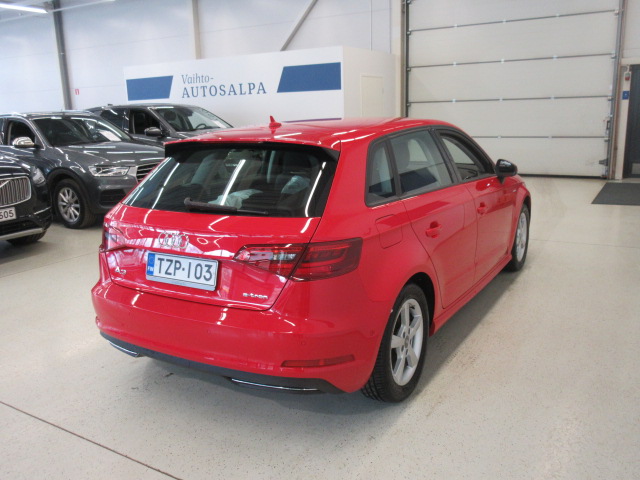 Audi A3 SPORTBACK BUSINESS SPORT 1,4 TFSI E-TRON S TRONIC