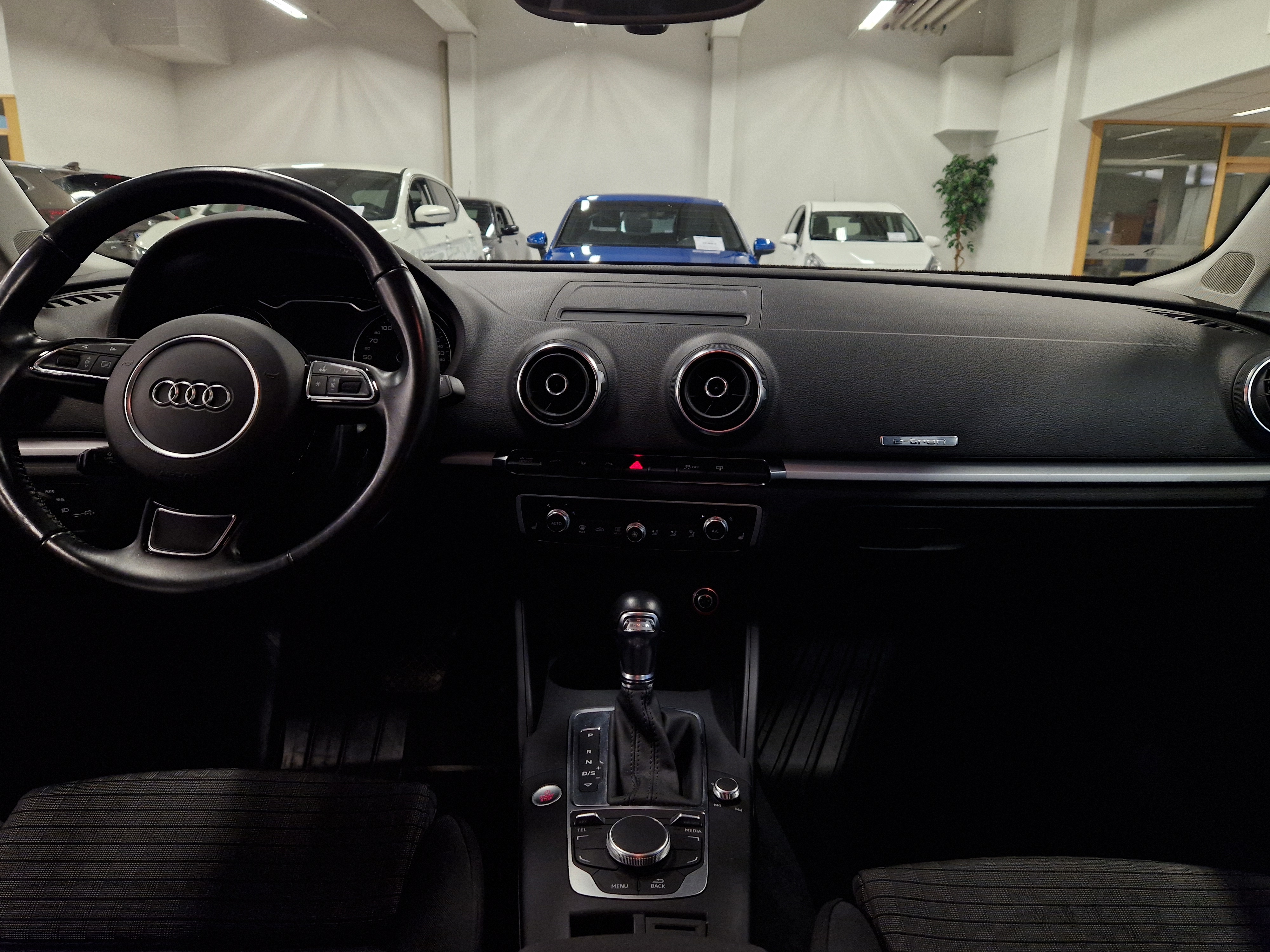 Audi A3 SPORTBACK BUSINESS SPORT 1,4 TFSI E-TRON S TRONIC