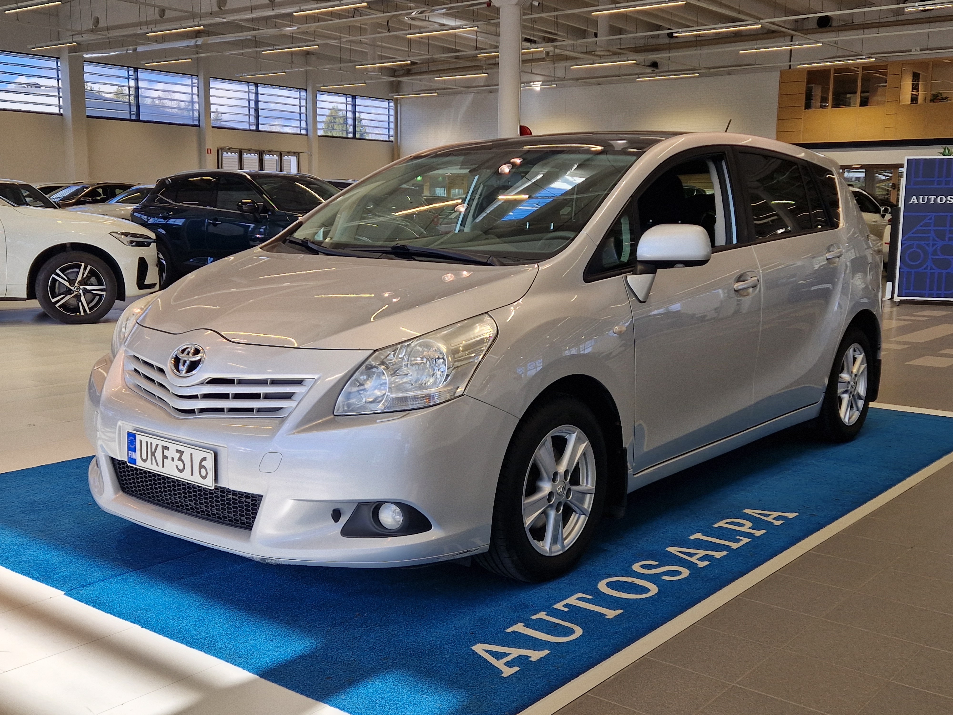 Toyota VERSO 1,8 VALVEMATIC LINEA SOL PLUS MULTIDRIVE S 7P