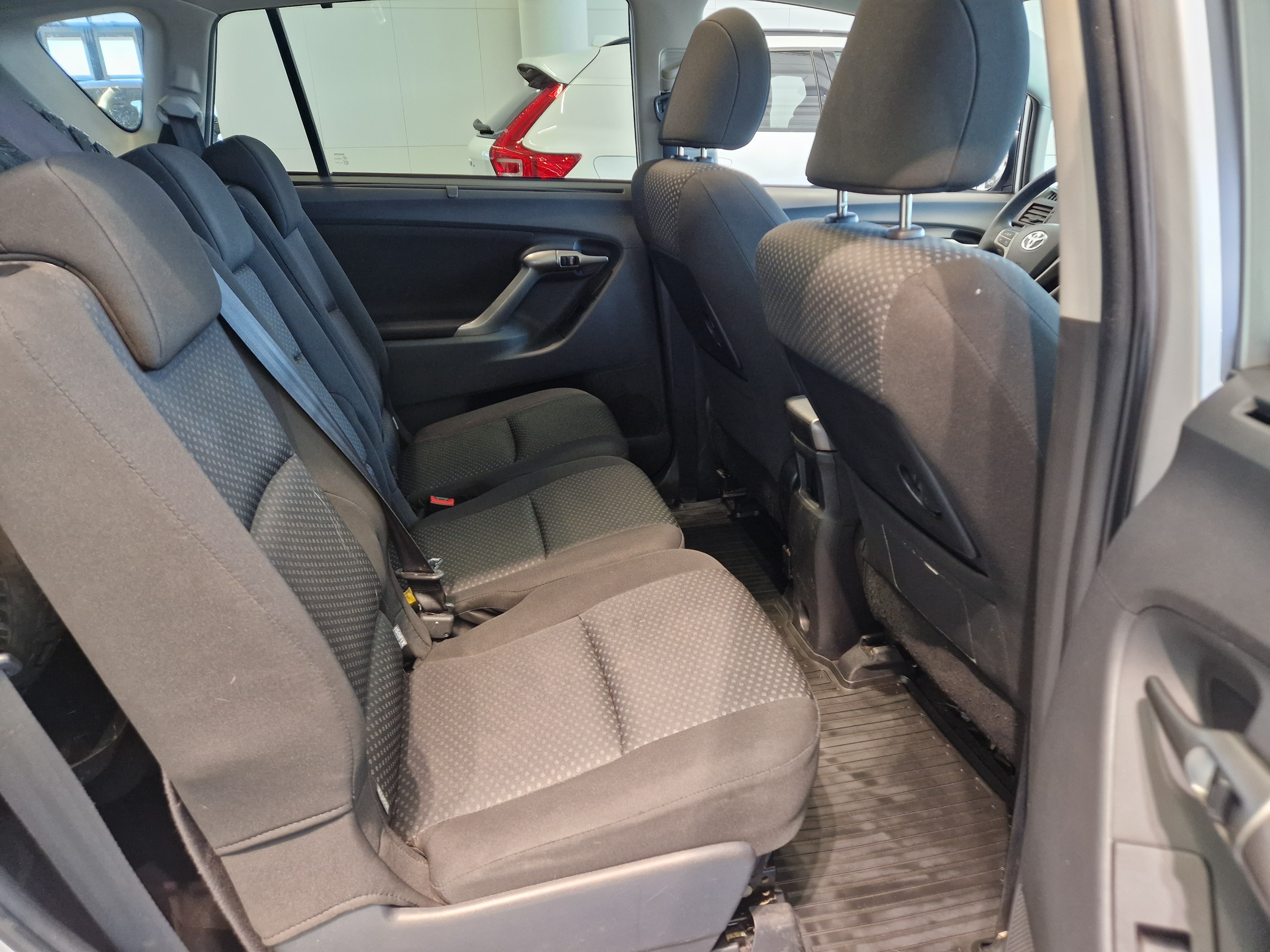 Toyota VERSO 1,8 VALVEMATIC LINEA SOL PLUS MULTIDRIVE S 7P