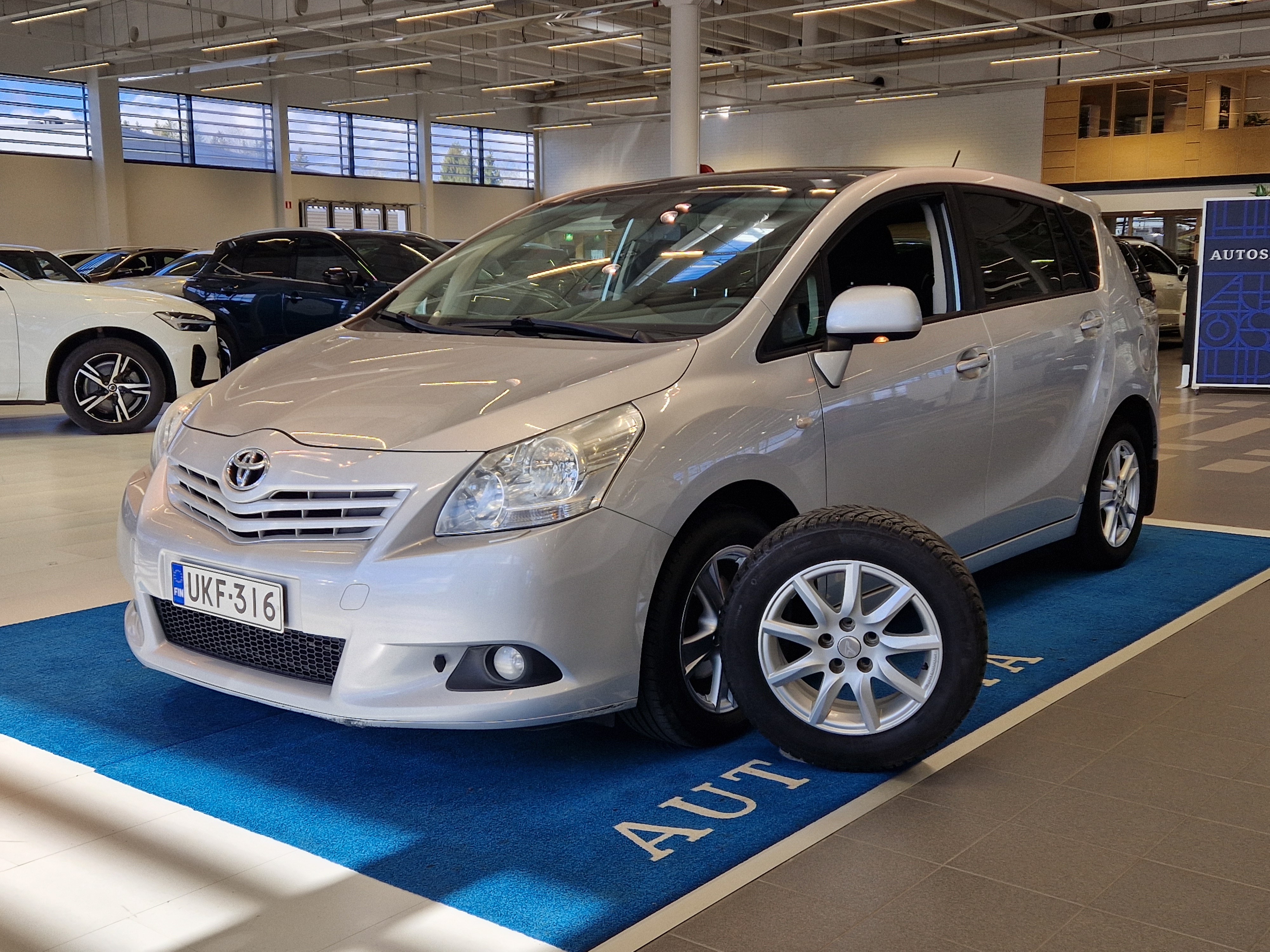 Toyota VERSO 1,8 VALVEMATIC LINEA SOL PLUS MULTIDRIVE S 7P