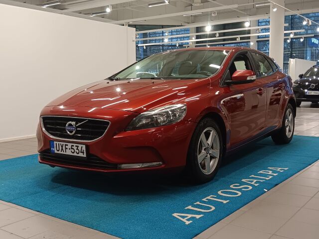 volvo V40 D3 KINETIC