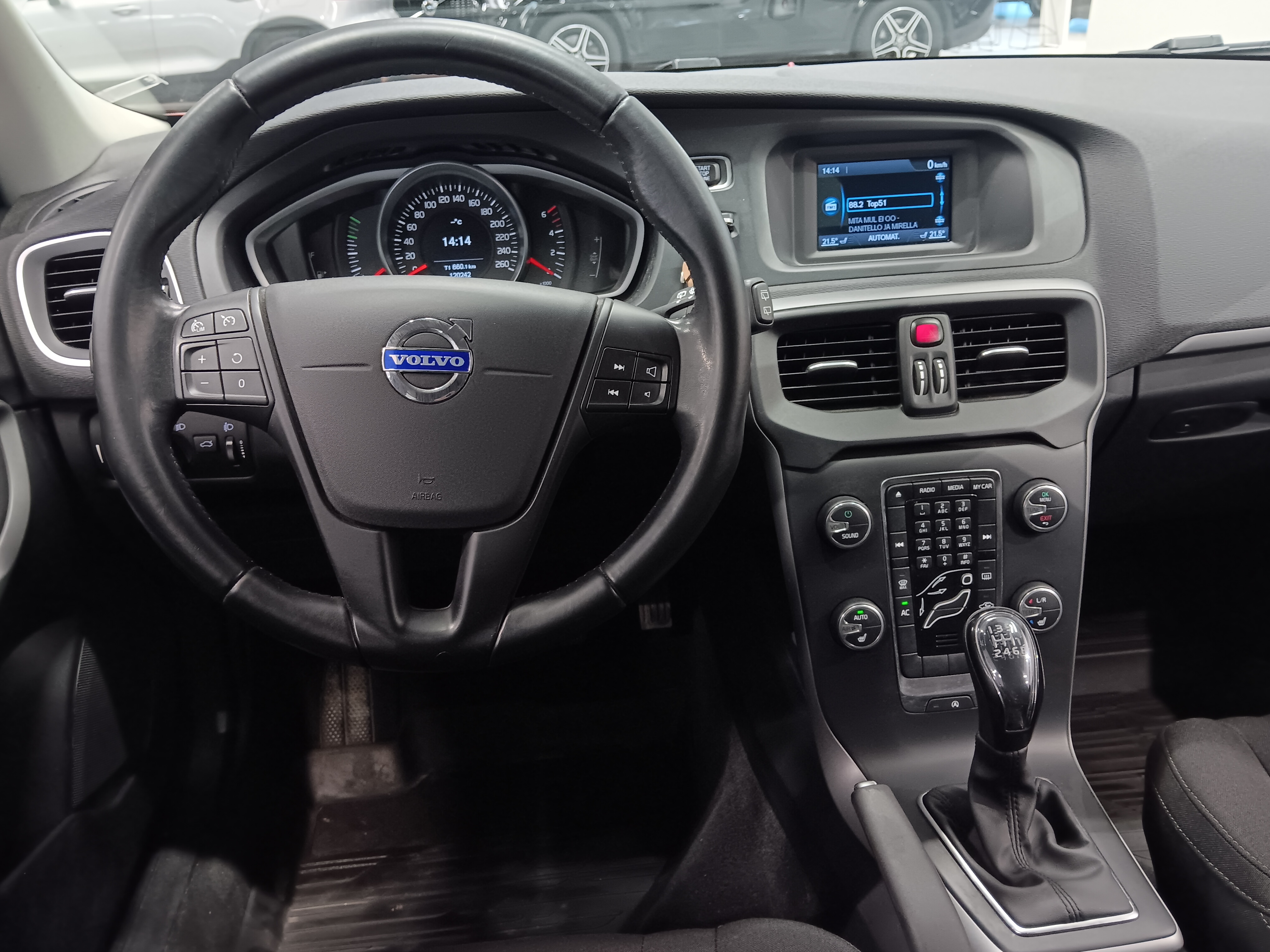 Volvo V40 D3 KINETIC