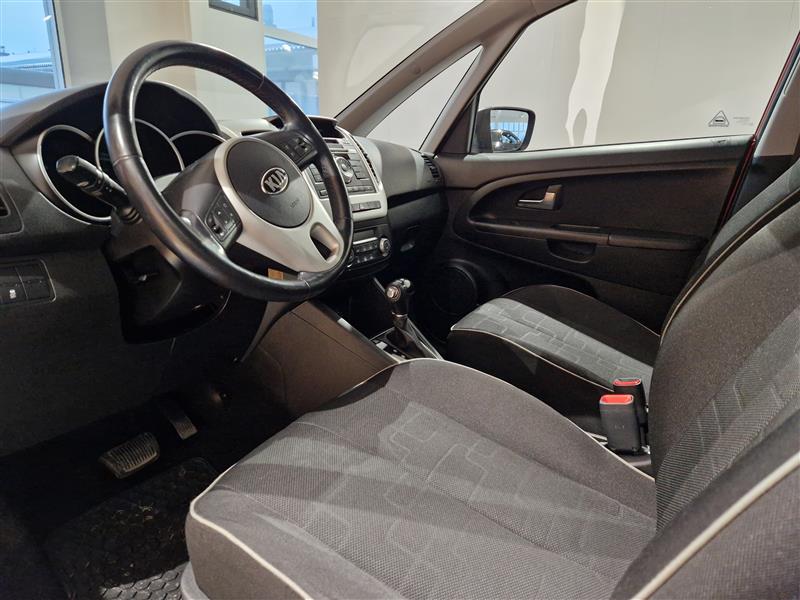 Kia VENGA 1,6 EX 5D A/T