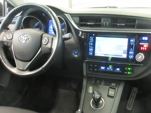 Toyota AURIS TOURING SPORTS 1,8 HYBRID STYLE