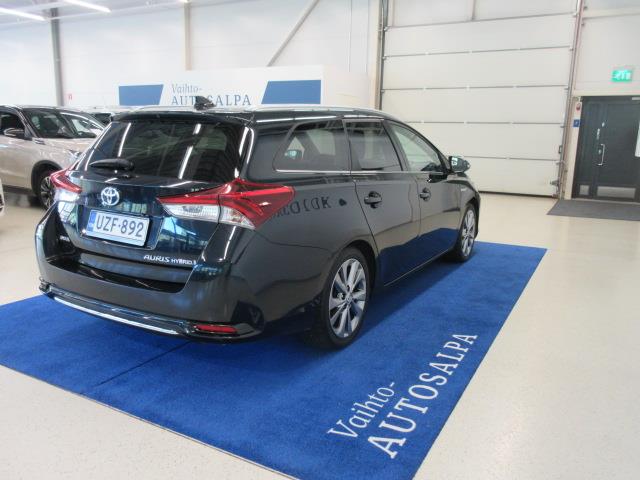 Toyota AURIS TOURING SPORTS 1,8 HYBRID STYLE