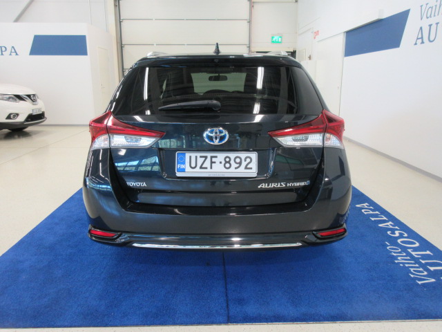 Toyota AURIS TOURING SPORTS 1,8 HYBRID STYLE