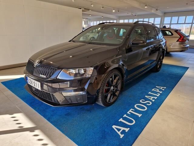 skoda OCTAVIA COMBI 2,0 TDI 184 4X4 RS DSG AUTOM.