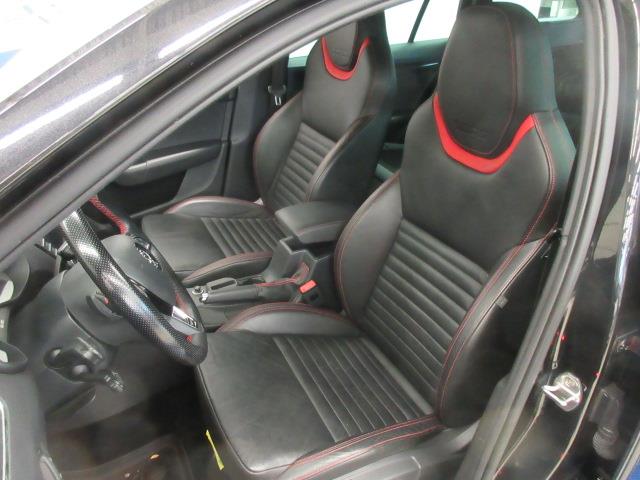 Skoda OCTAVIA COMBI 2,0 TDI 184 4X4 RS DSG AUTOM.